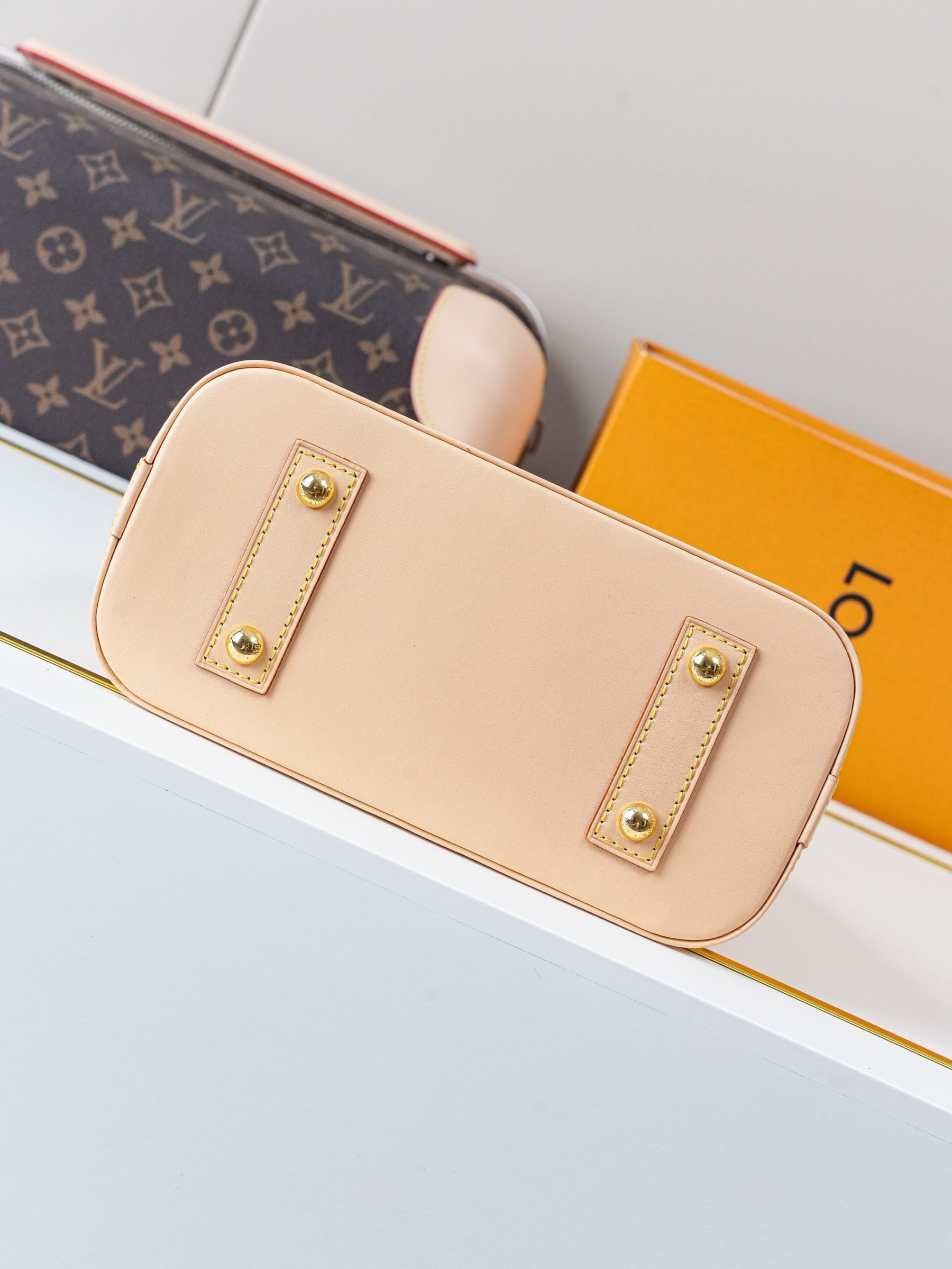 LV Alma BB N40902 23.5x17.5x11.5cm