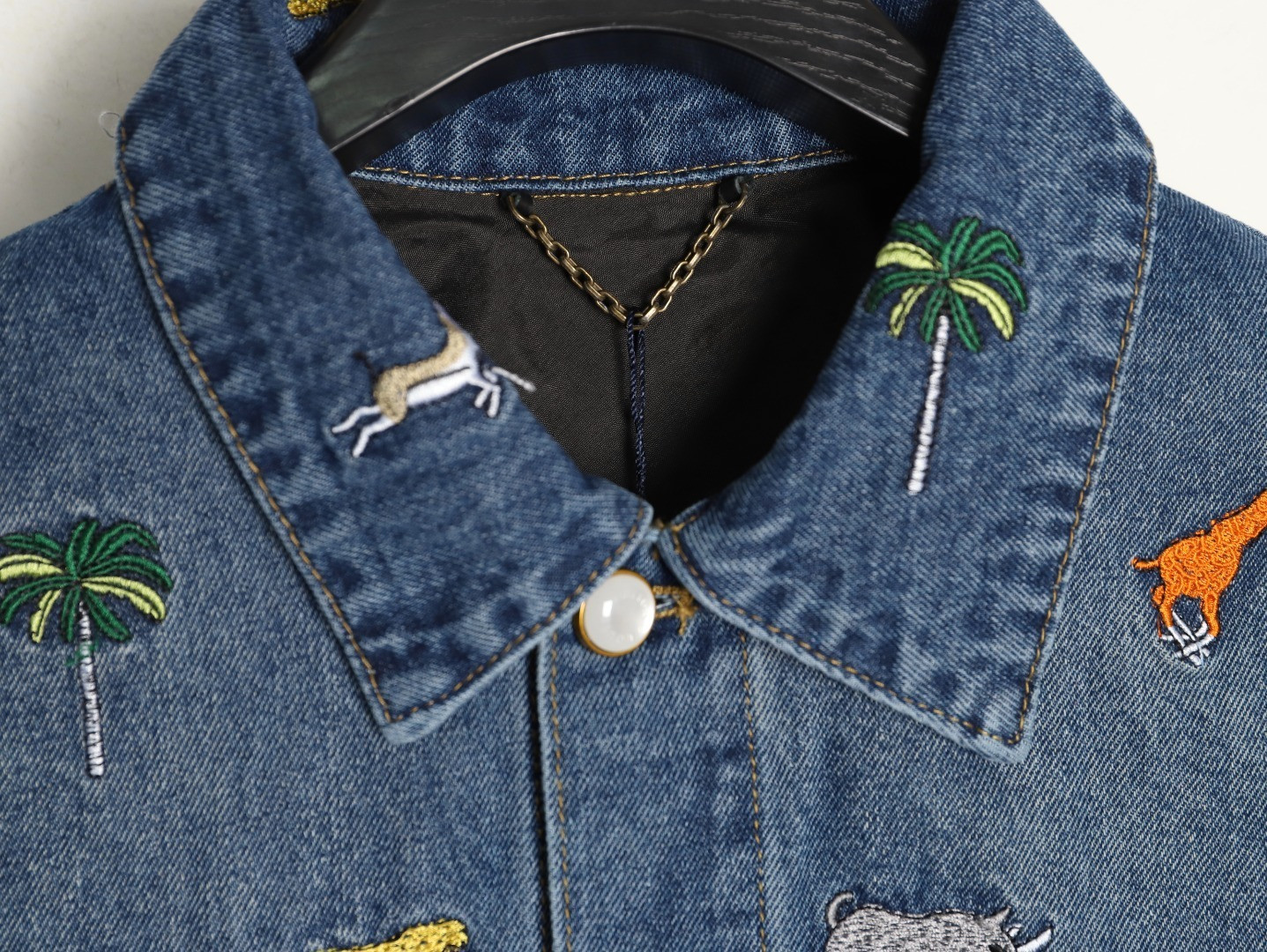 l0vis vvtt0n lv spring 26ss De*1m coats suit