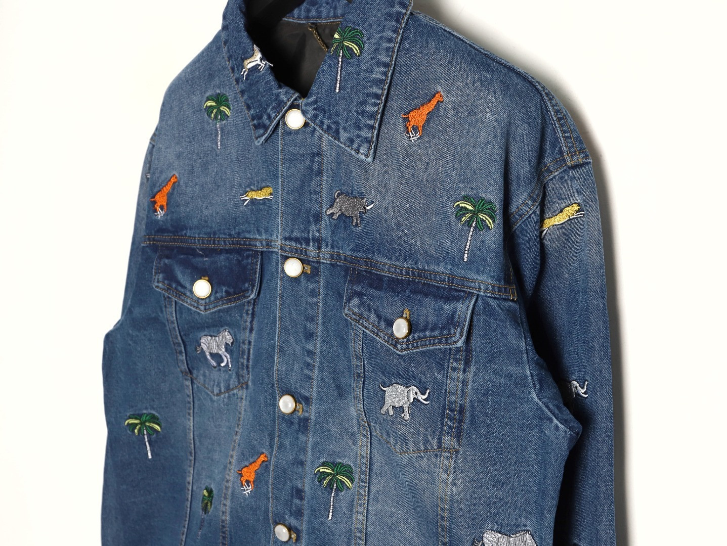 l0vis vvtt0n lv spring 26ss De*1m coats suit