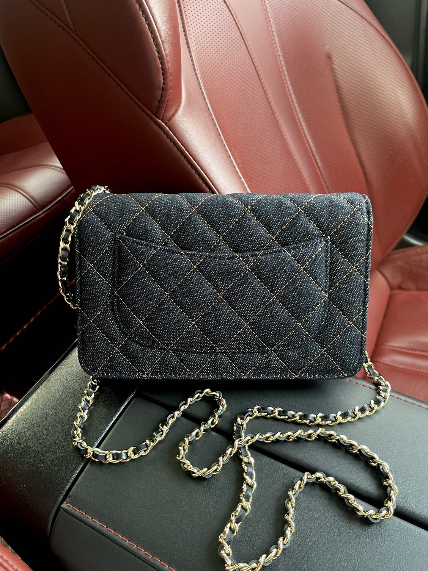 Ch**el woc classic wallet on chain 19.5x12x3.5cm