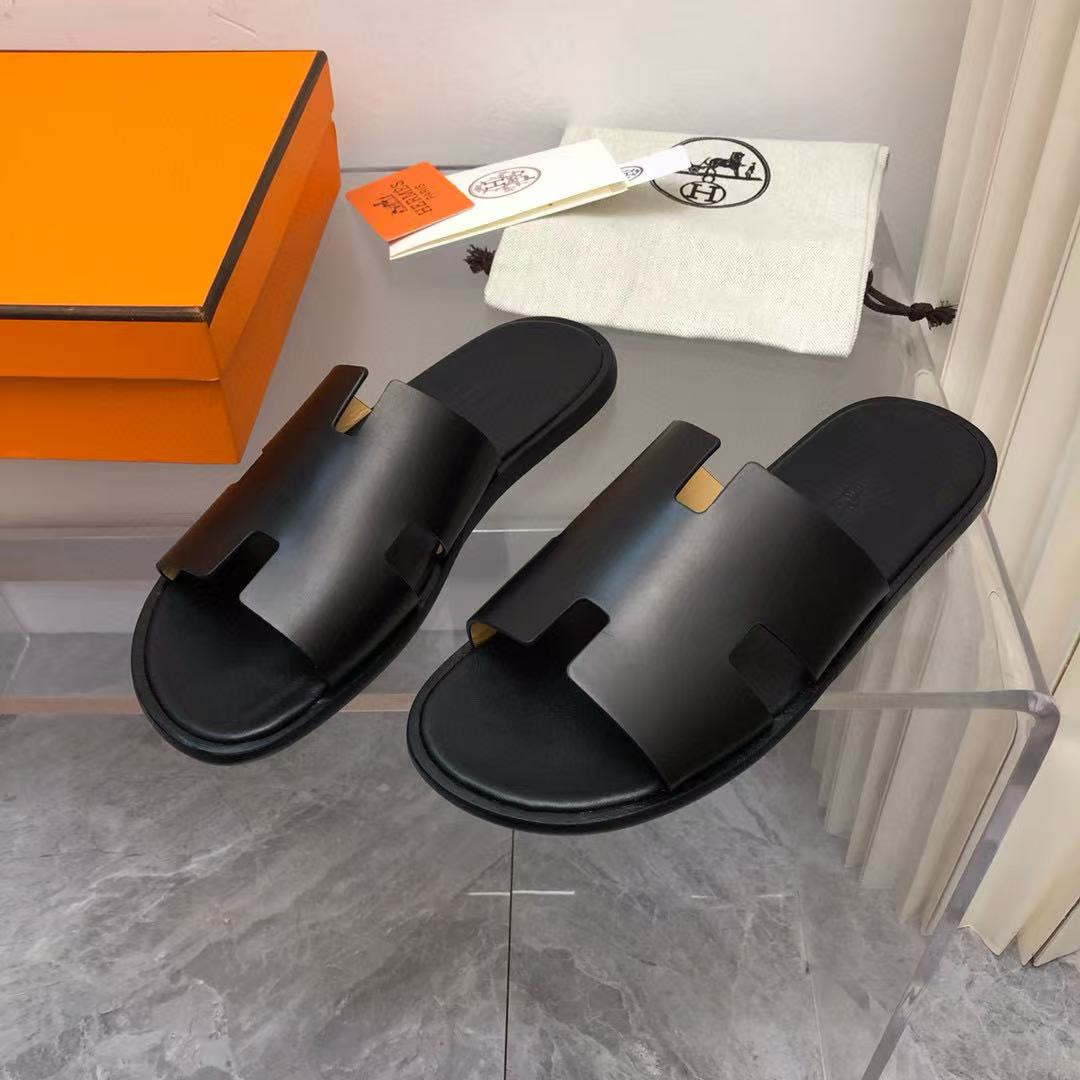 UA H**me5 Izmir sandal