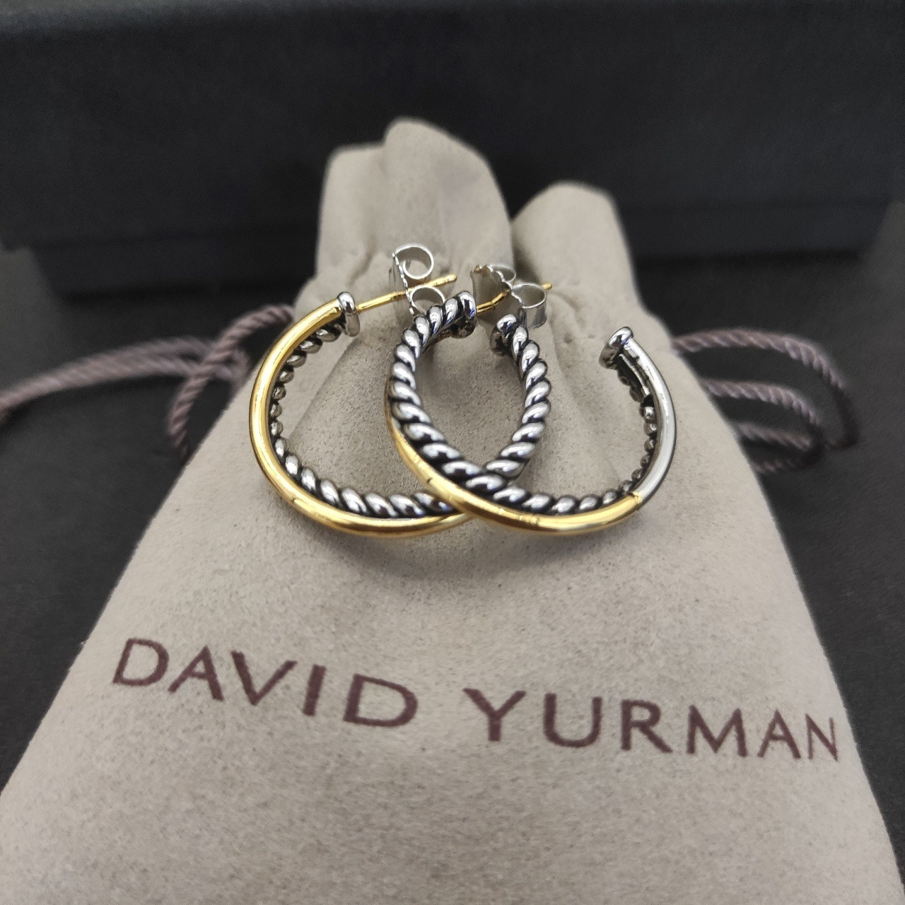 dau1d Yvrm*n lemniscate earrings(inner diameter about 2cm)