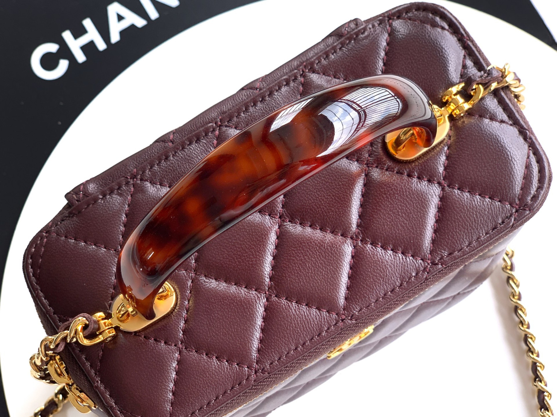 Ch**el classic vanity with chain handbag 17x9.5x8cm