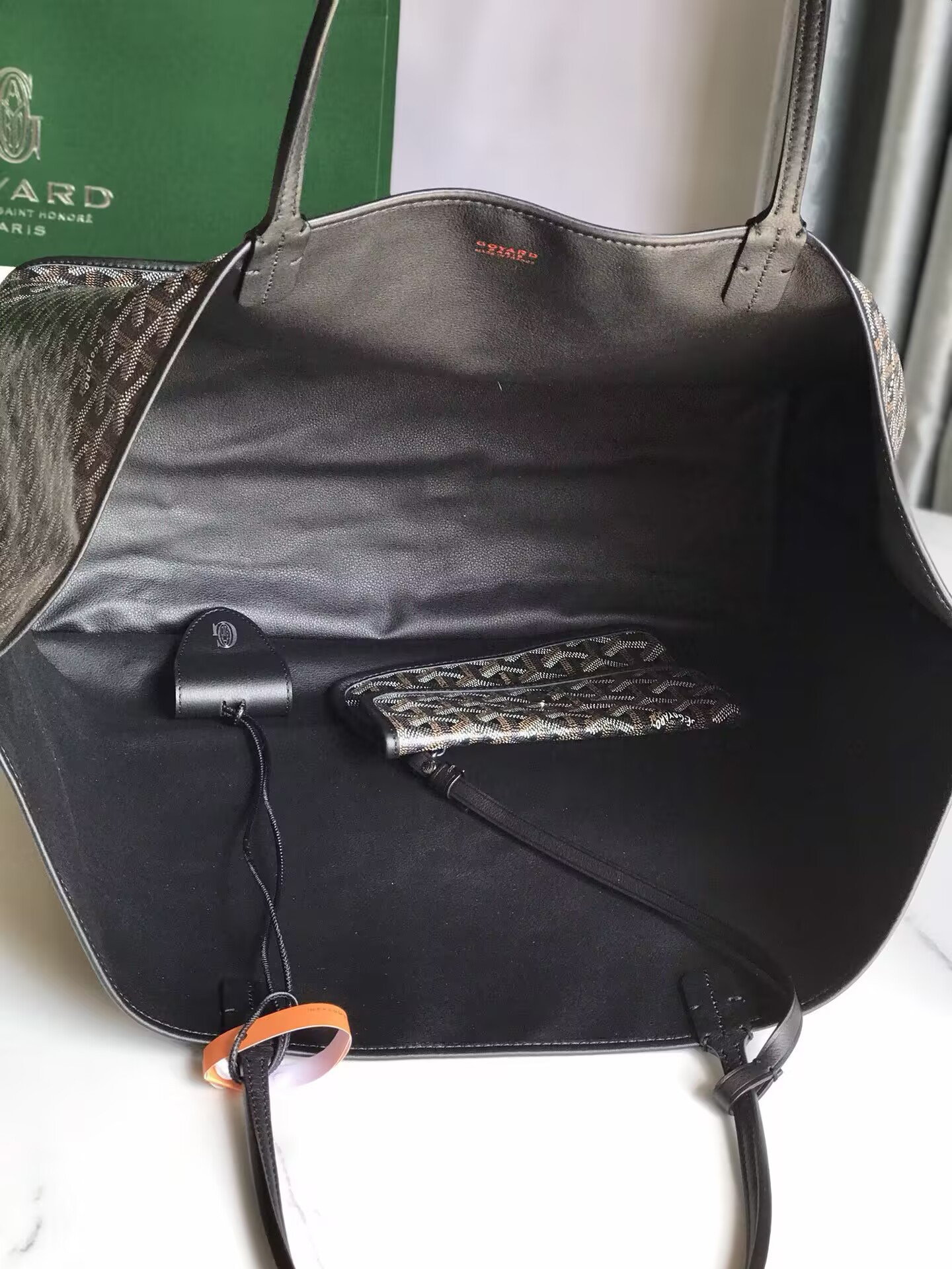 G09ard anjou gm bag 39x32x19cm