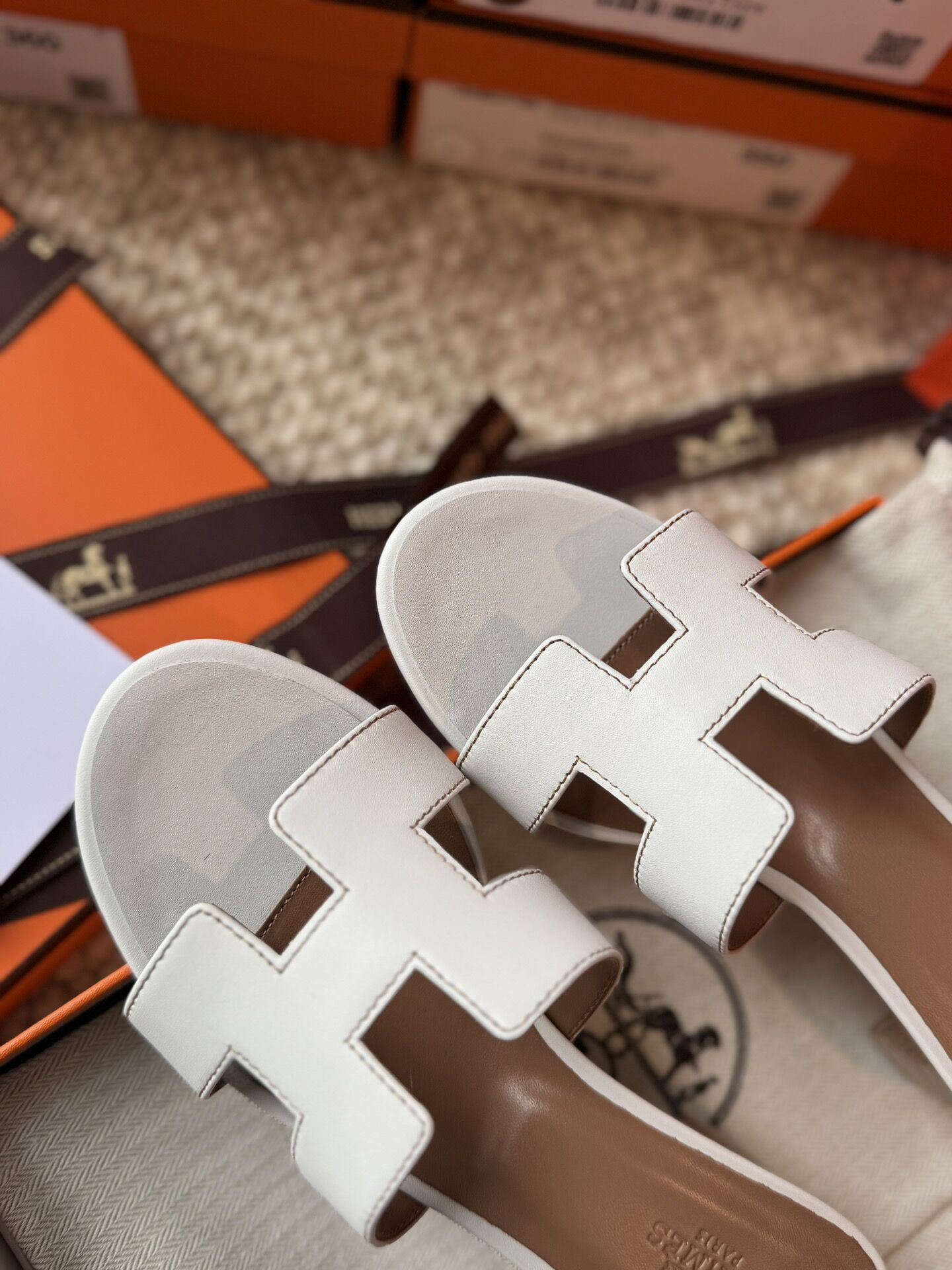 UA H**me5 Oasis White Sandal