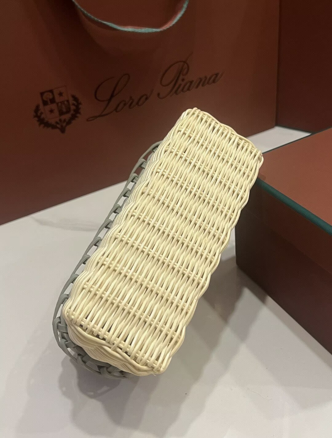 L0r0 P1ana extra pocket l19 wicker bag 19 x 11.5 x 7cm