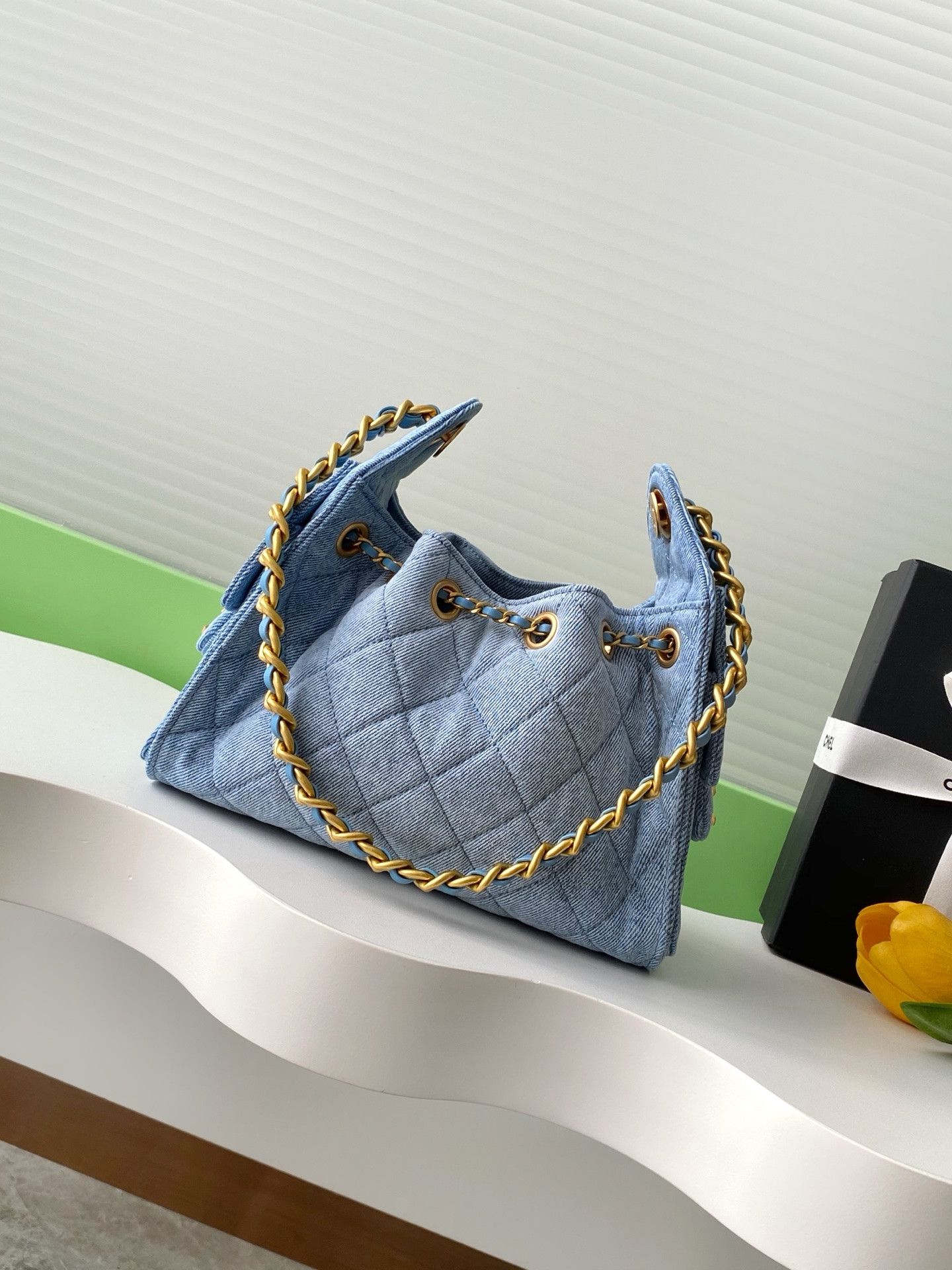Ch**el 25c bucket bag 20x22x12.5cm