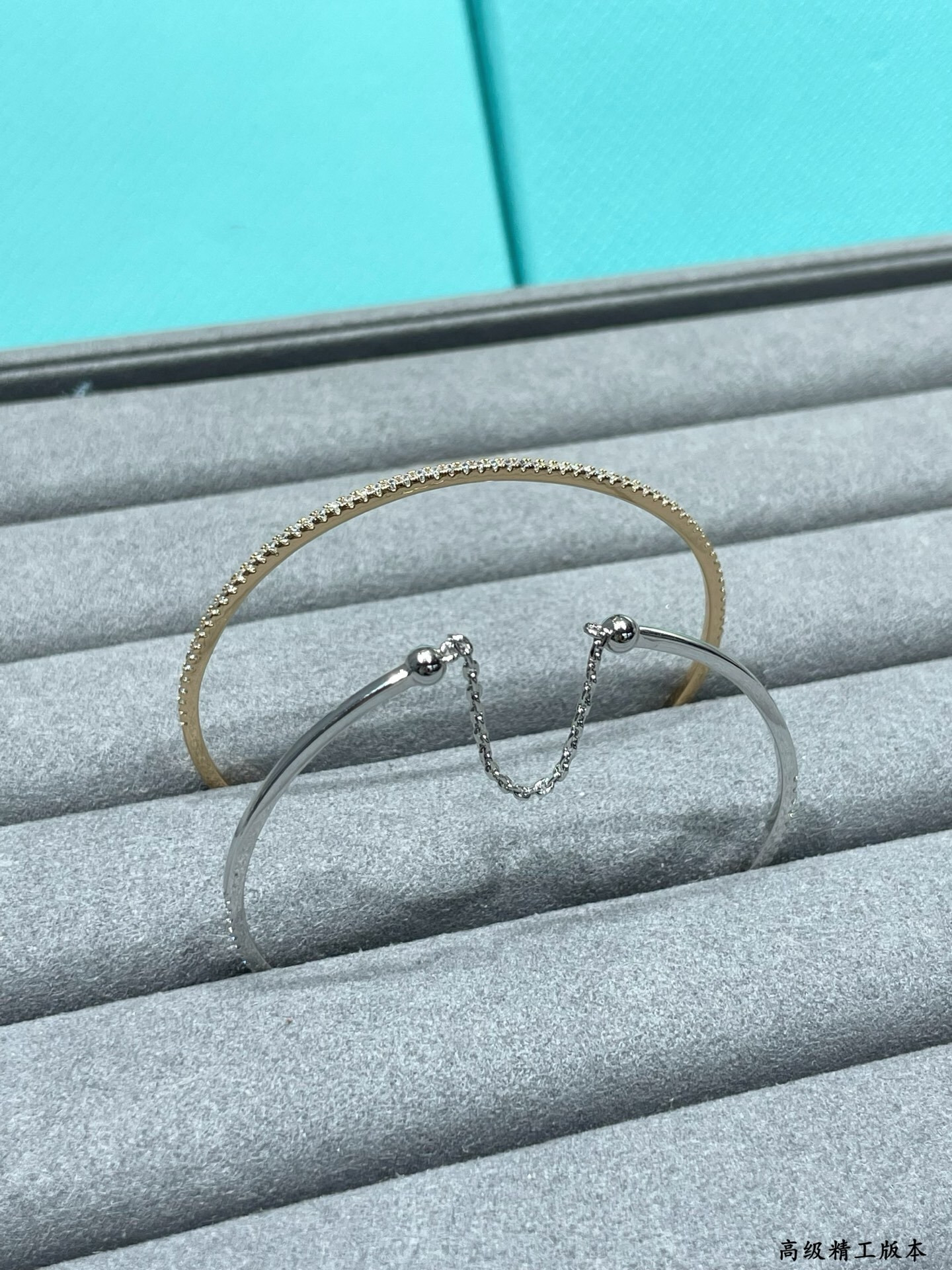Mes1kaa thin row of d1am0nds bracelet with chain link