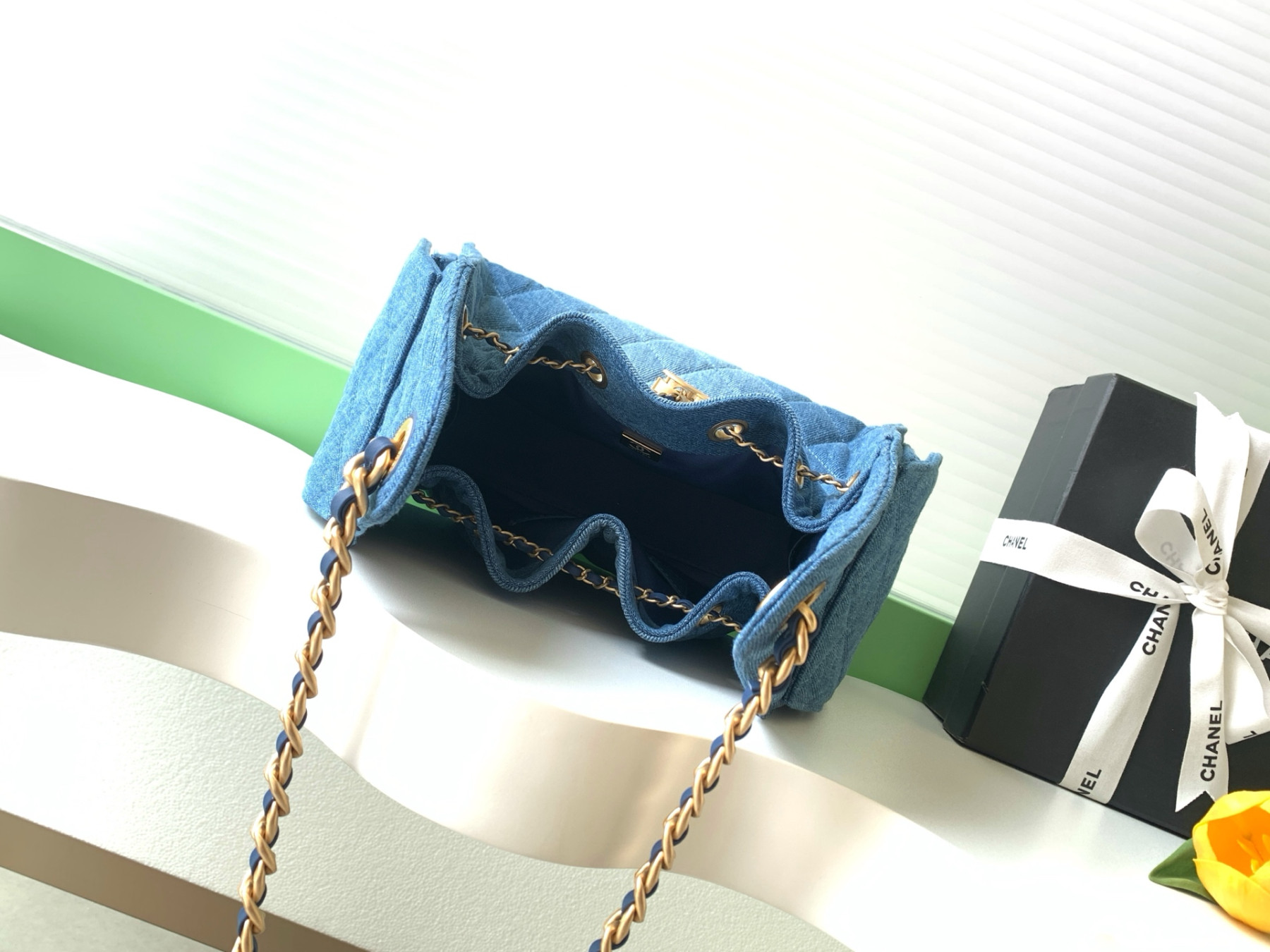 Ch**el 25 small bucket hobo handbag as5293 30x26x14cm