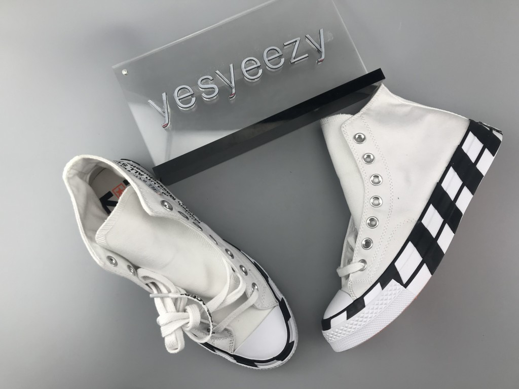 UA OFF WHITE CONVERSE CHUCK 70