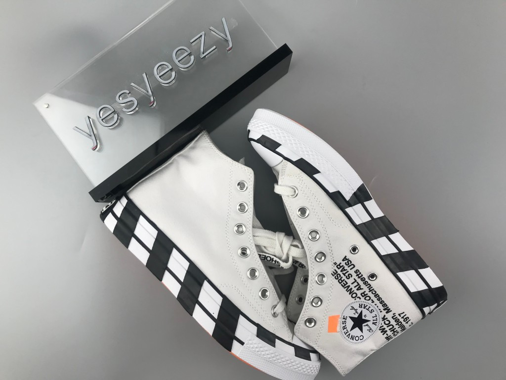 UA OFF WHITE CONVERSE CHUCK 70