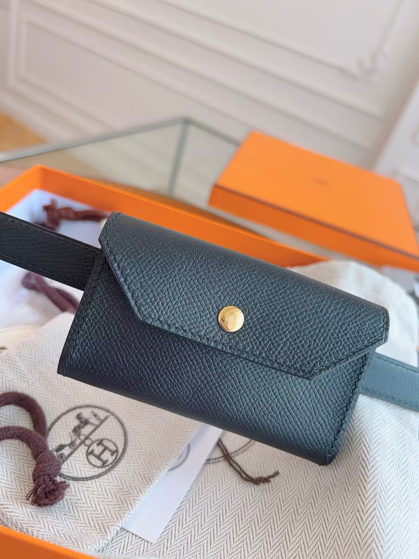 H**me5 kelly pocket 18 belt