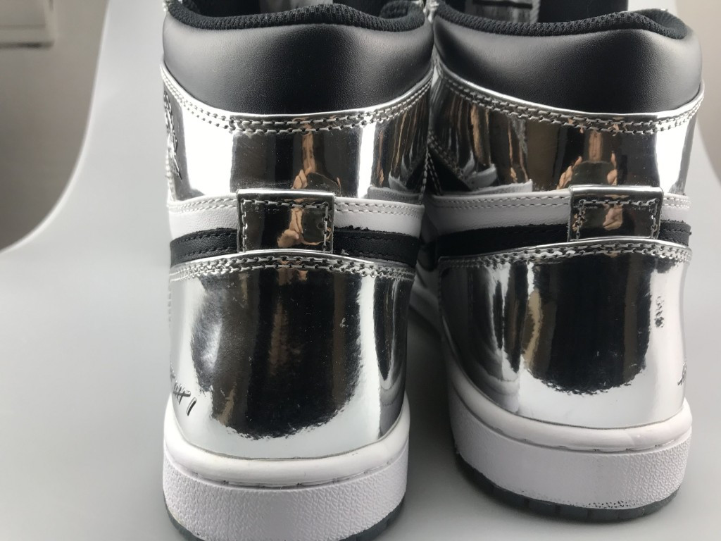 UA AIR JORDAN 1 RETRO HIGH 