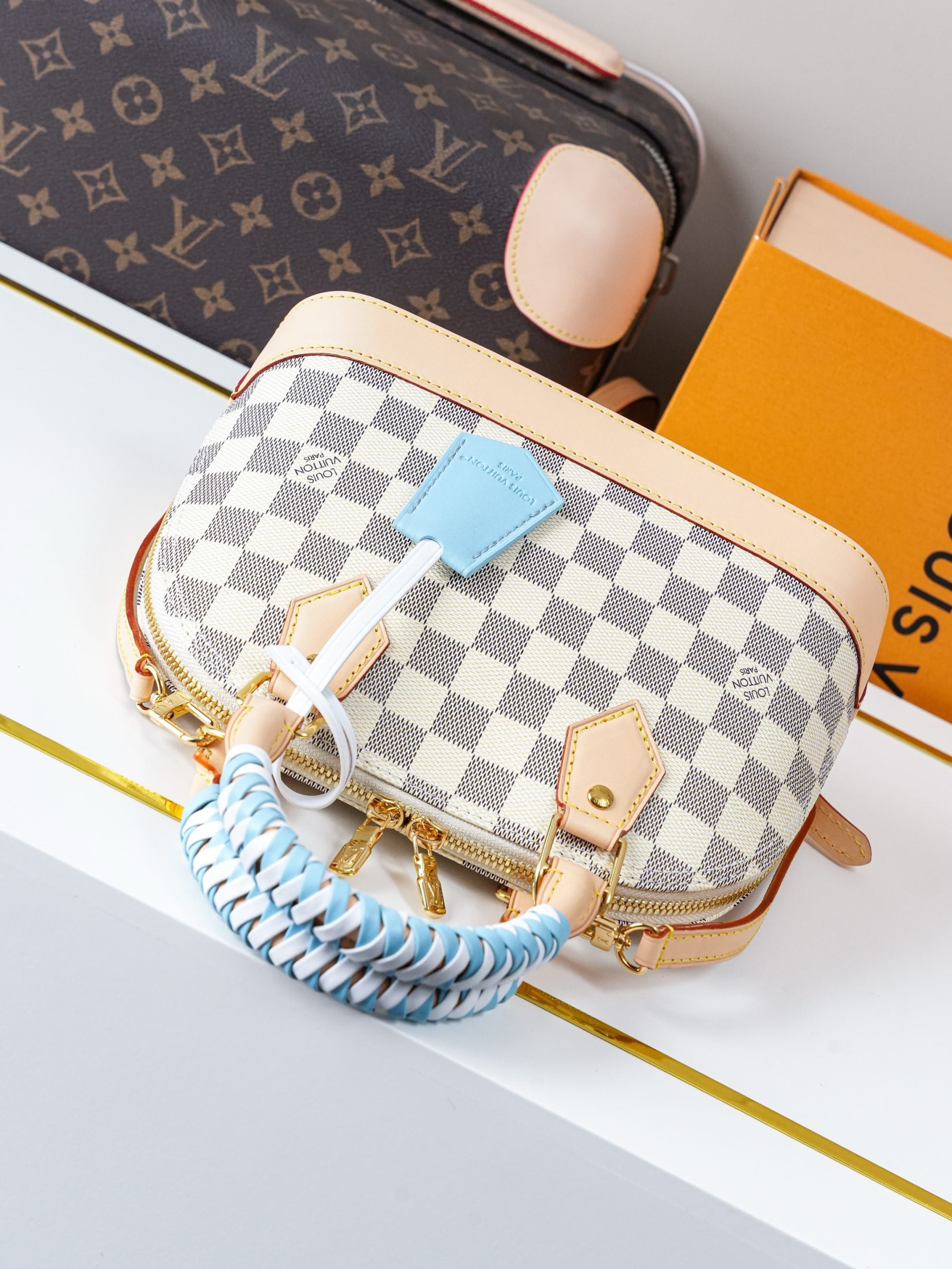LV Alma BB N40902 23.5x17.5x11.5cm