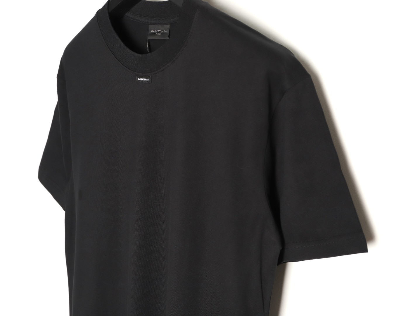 Ba1en*iaga short-sleeved t-shirt
