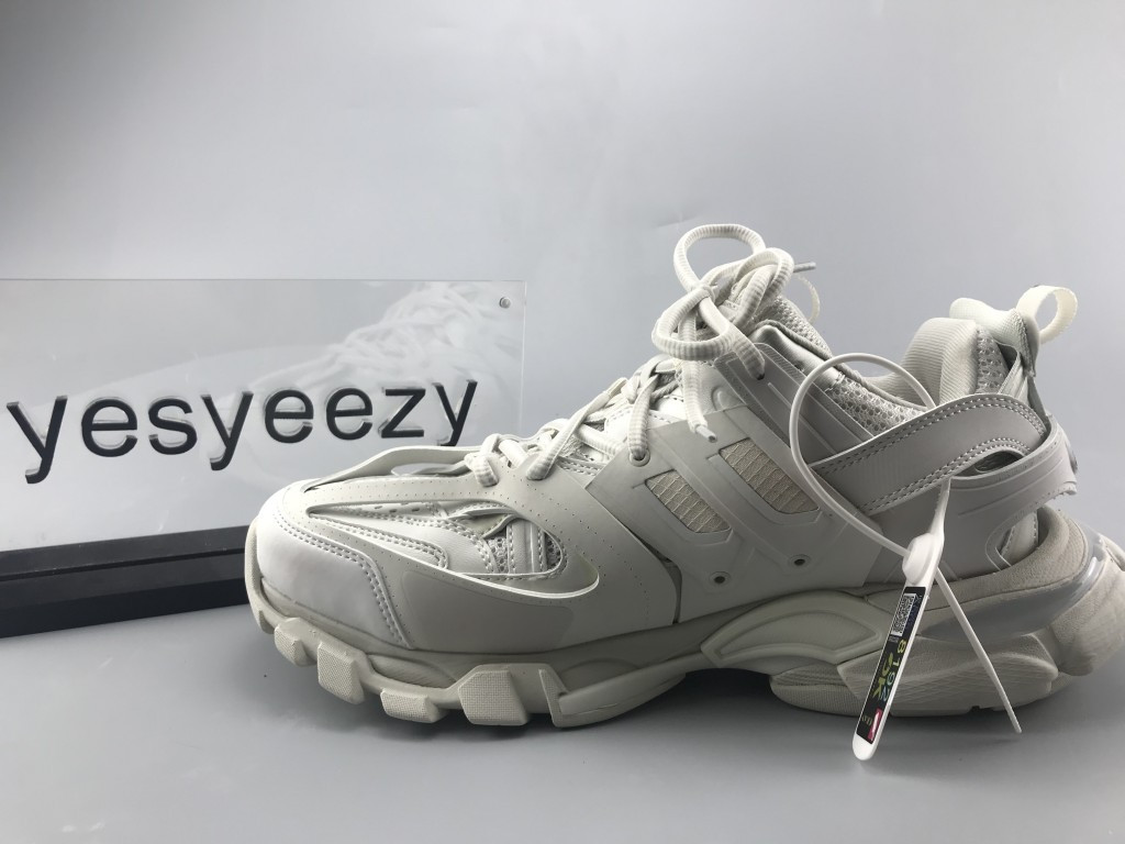 UA TRACK TRAINERS IN WHITE AND WHITE MESH AND NYLON