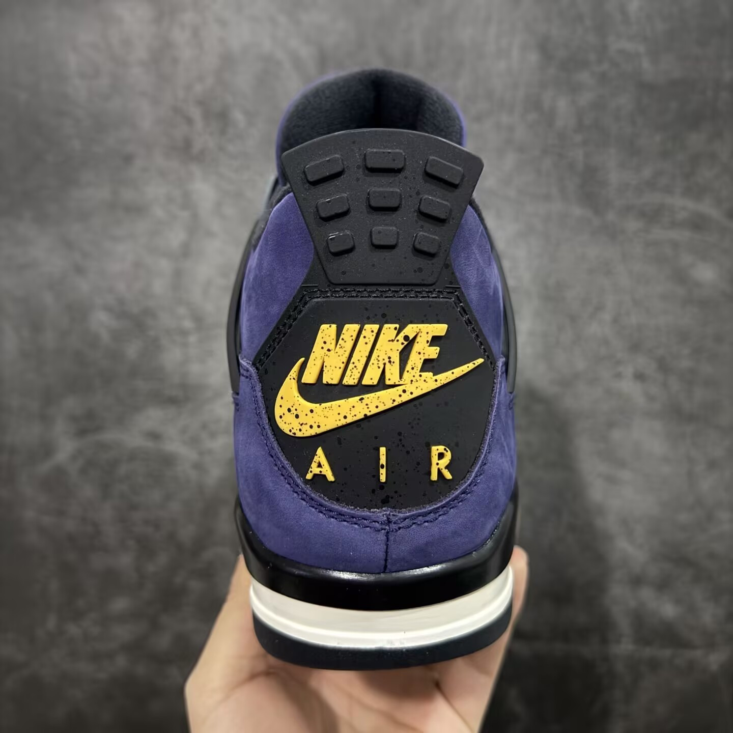 UA Air Jordan 4 Retro