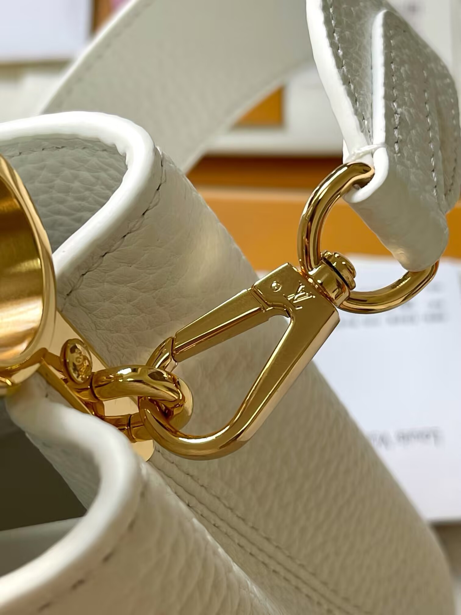 LV Capucines Mini M24733 21x14x8cm