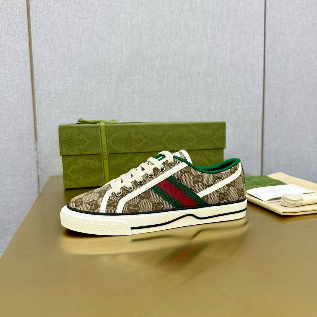 UA Gvc*1 Tennis 1977