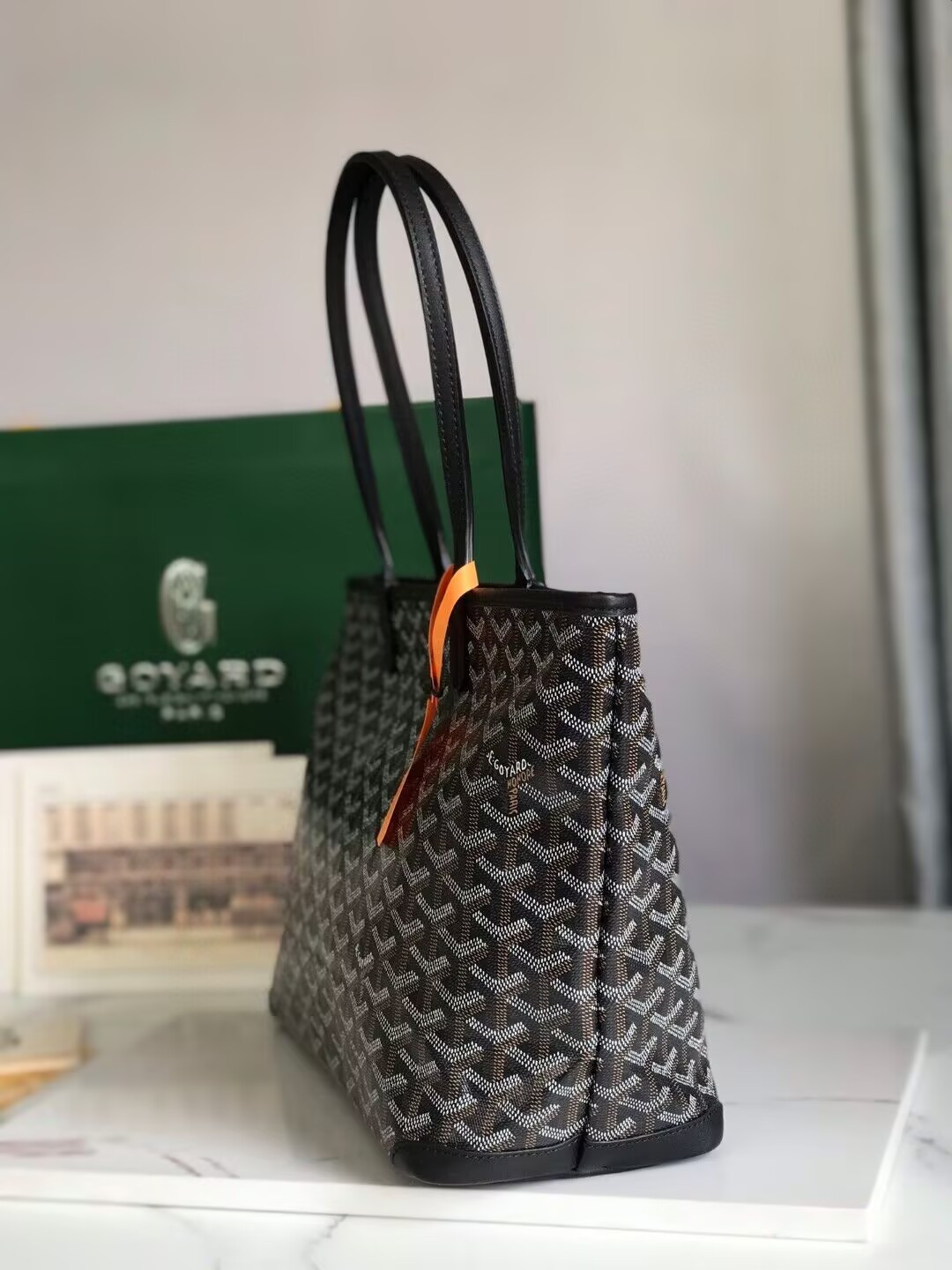 G09ard Artois Bag 25 x14 x30CM