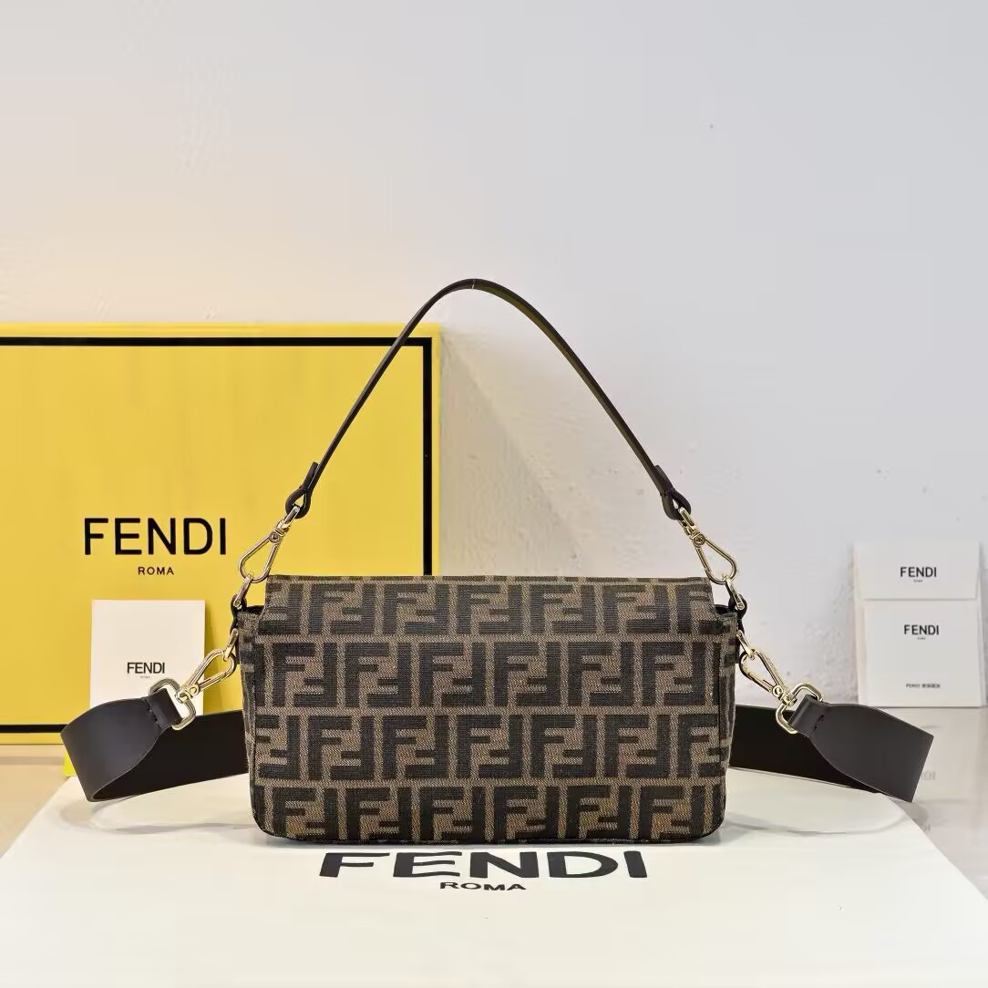 F**di baguette shoulder bag 26x13x6cm
