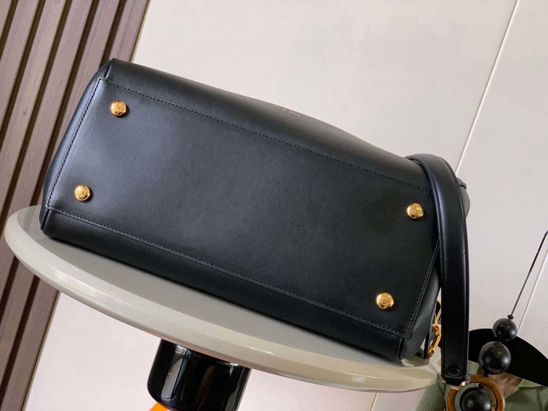 l0ew* large madrid bag in S*pple calfskin 33x24x12.5cm