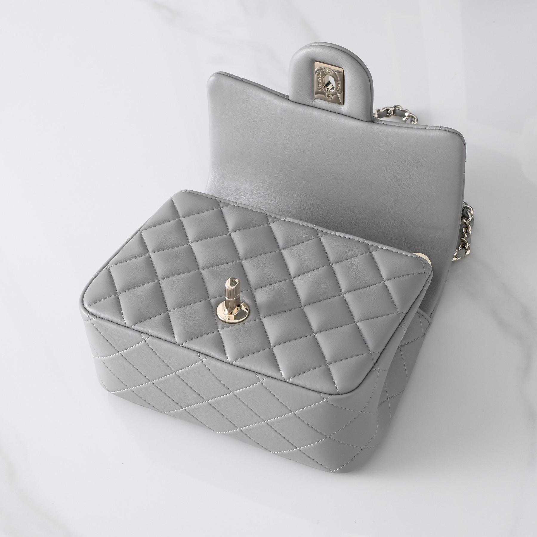 Ch**el classic flap handbag cf as5758 18x13x7cm