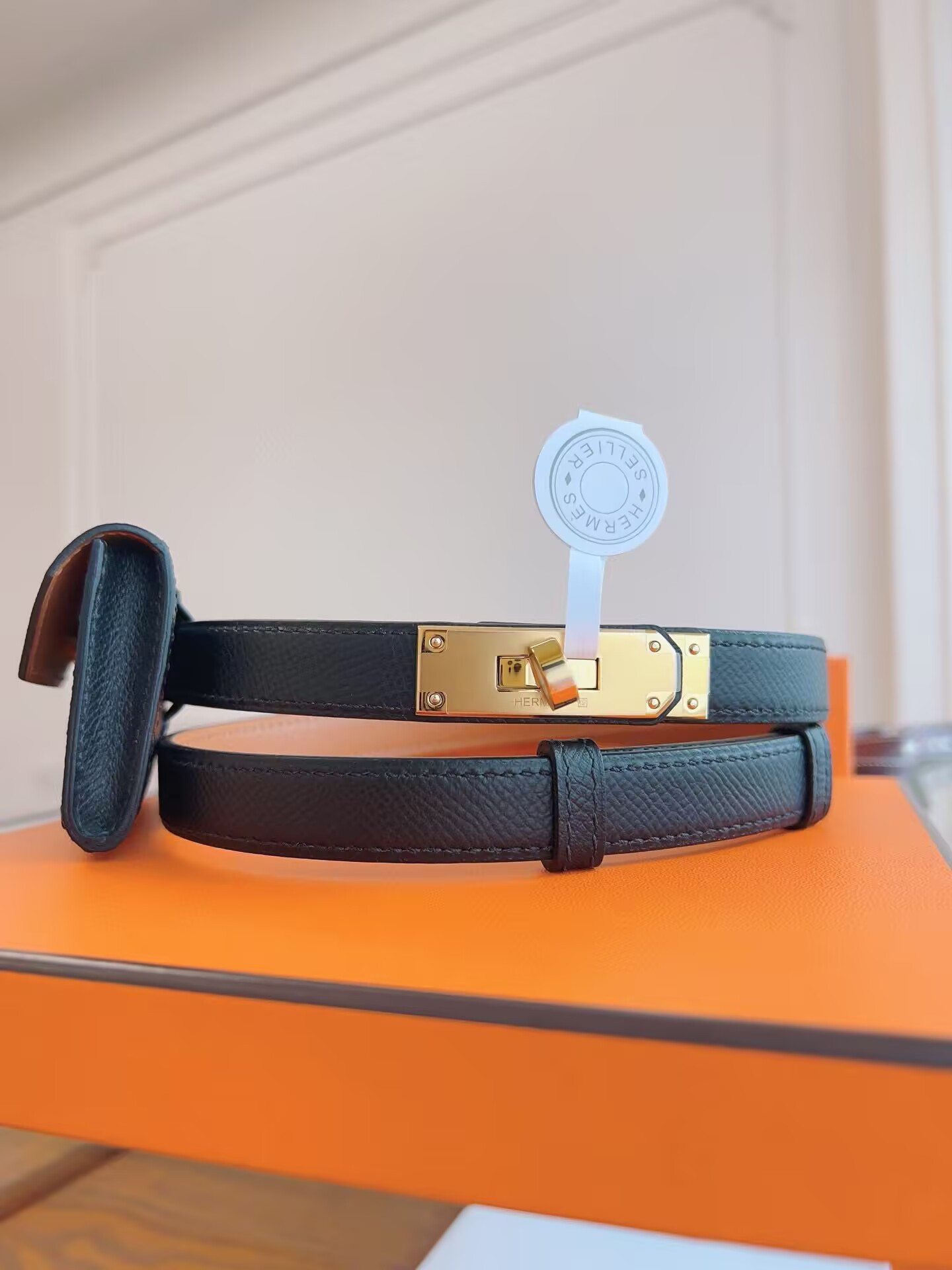 H**me5 kelly pocket 18 belt
