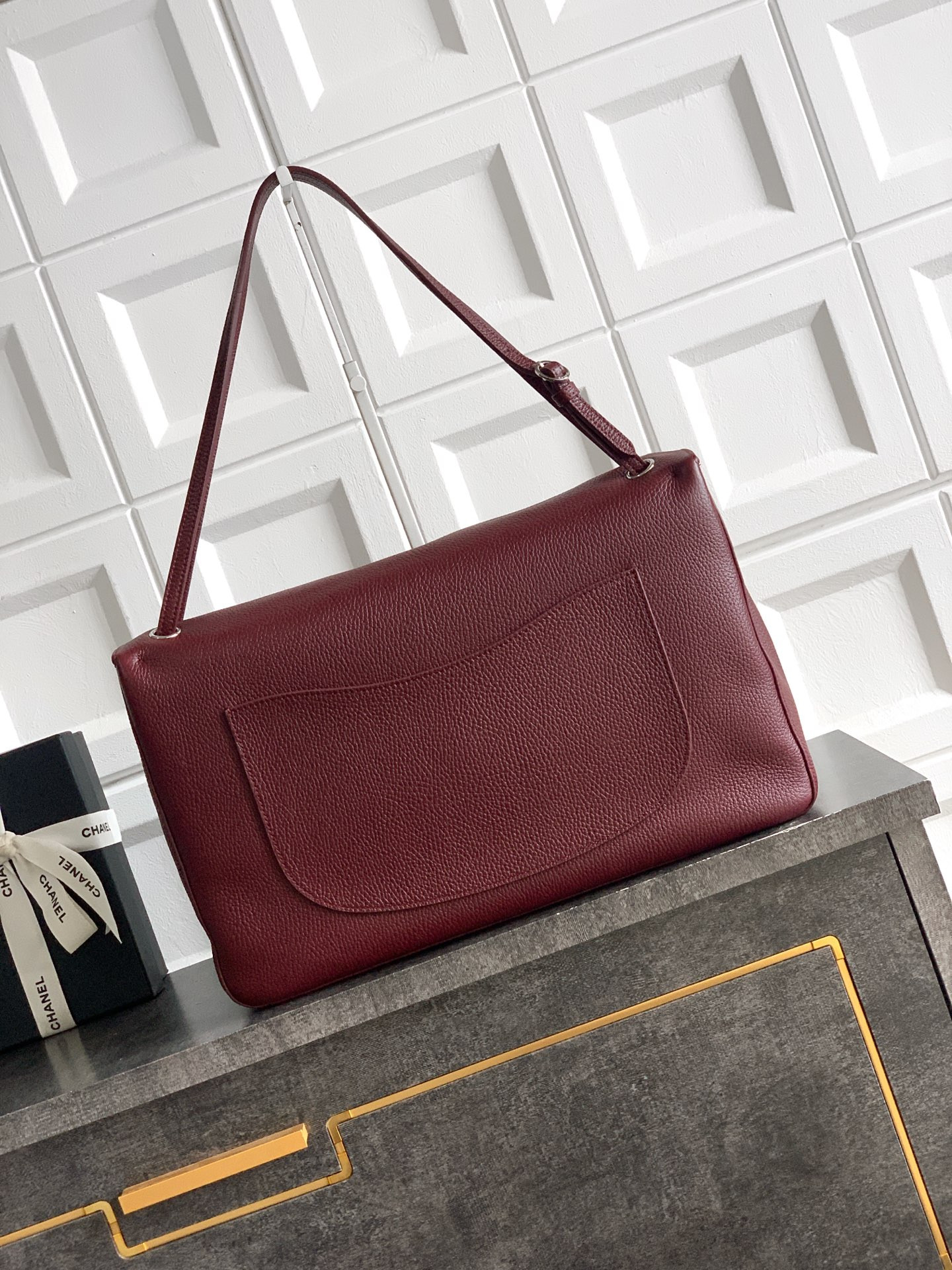 Ch**el maxi flap bag silver hardware as6233 26x38.5x11cm