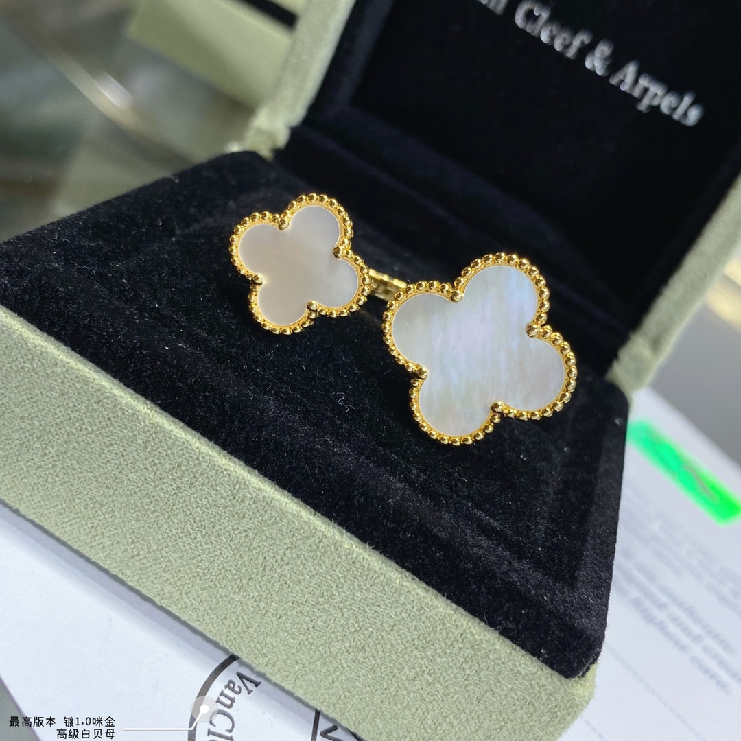 v*n cl**f & arpels four-leaf clover preM1vm white fritillary opening ring