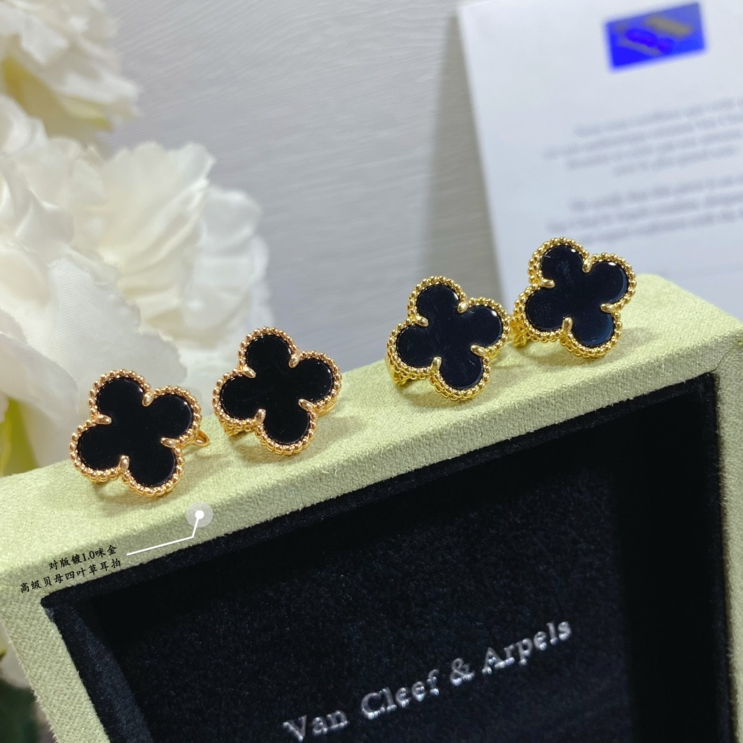v*n cl**f & arpels preM1vm fritillaria four-leaf clover earrings