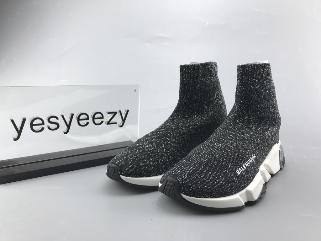 UA SPEED TRAINERS