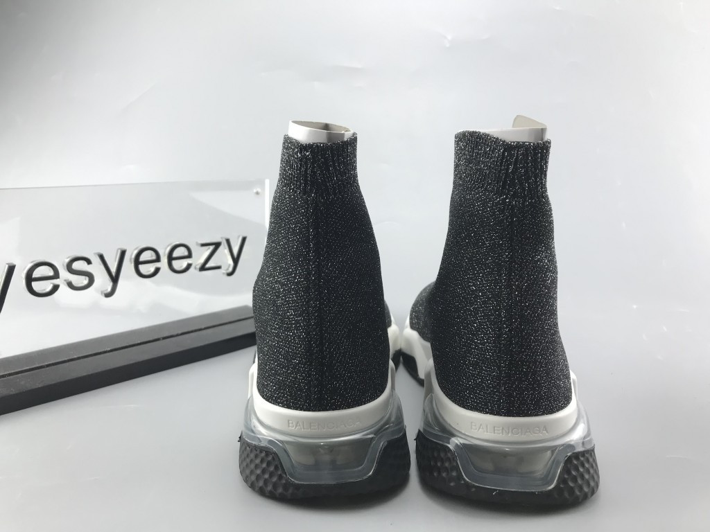 UA SPEED TRAINERS
