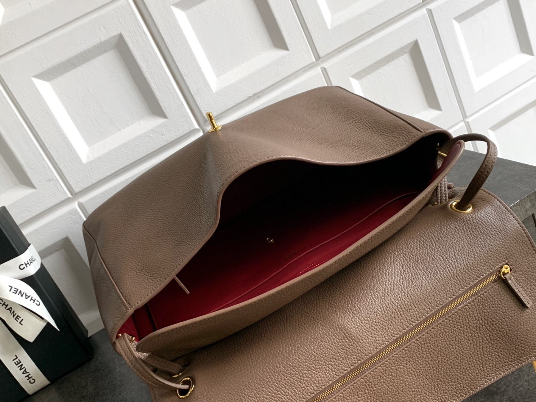 Ch**el maxi flap bag as6233 26x38.5x11cm