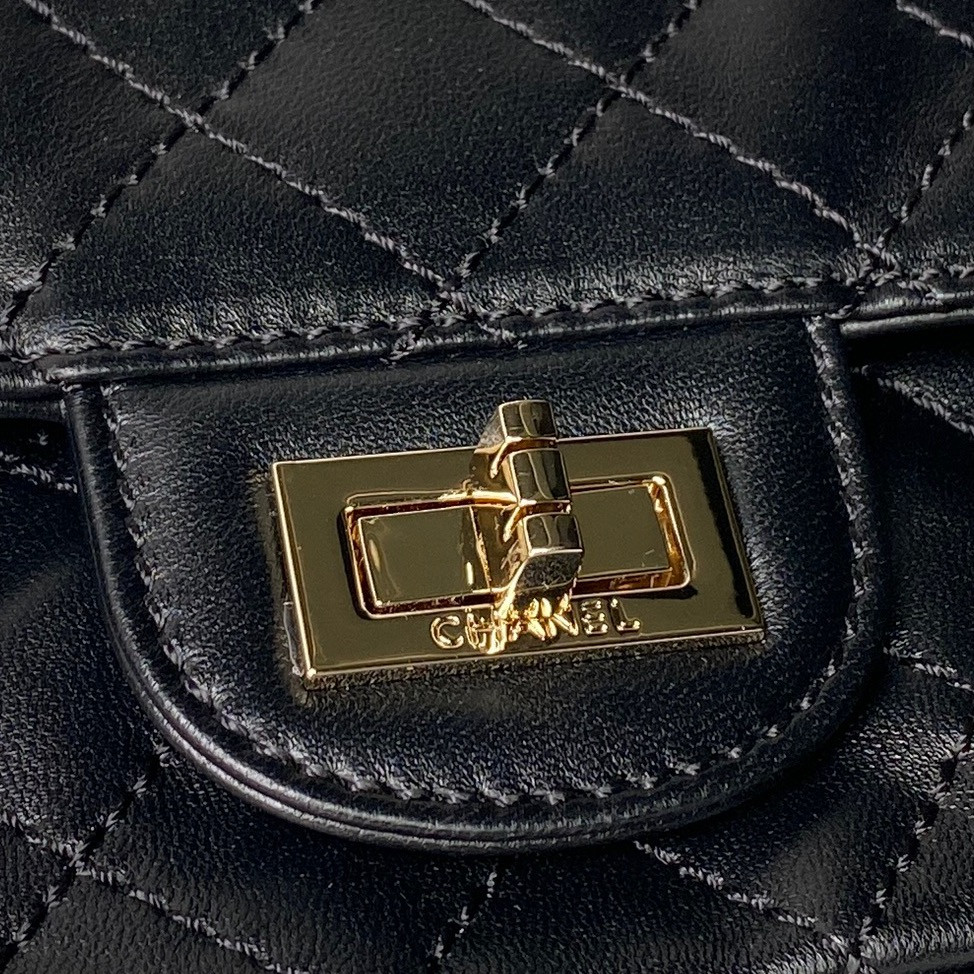 Ch**el 2.55 handbag a37586 16x24x7.5cm