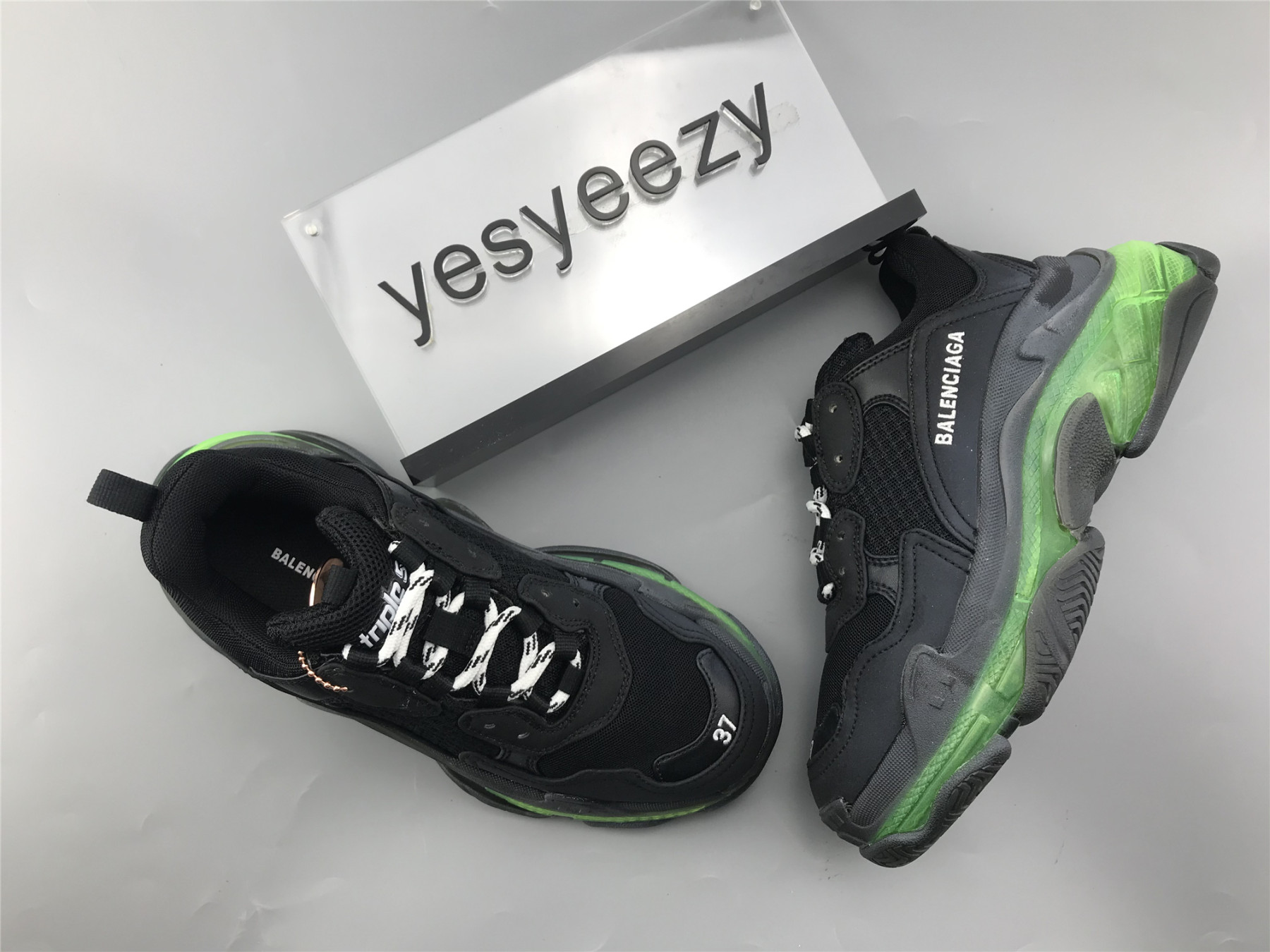 UA TRIPLE S SNEAKER BLACK GREEN