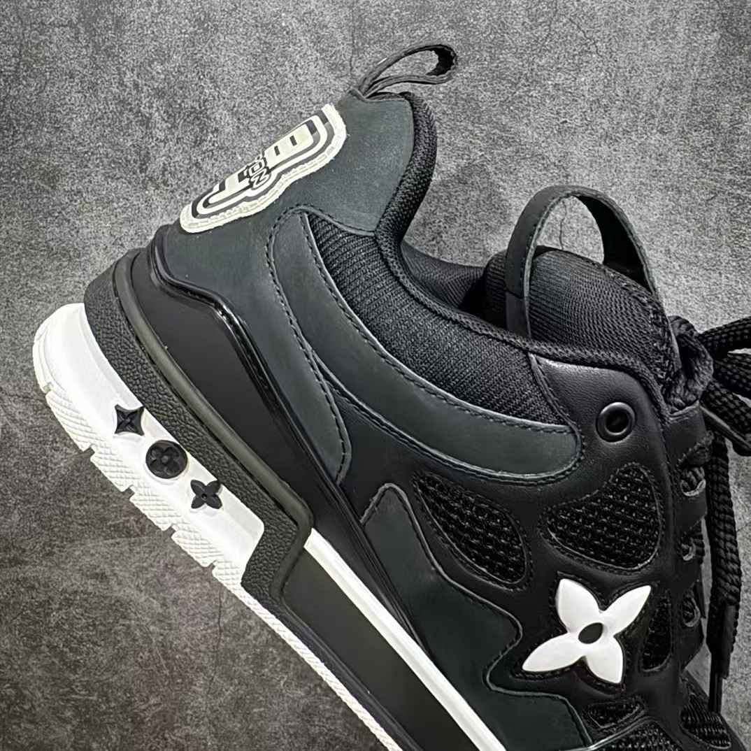 UA LV Skate Sneaker