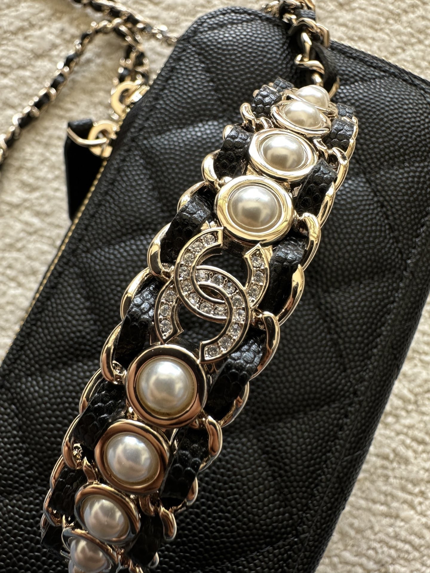 Ch**el classic vanity with chain handbag as4940 17x9.5x8cm