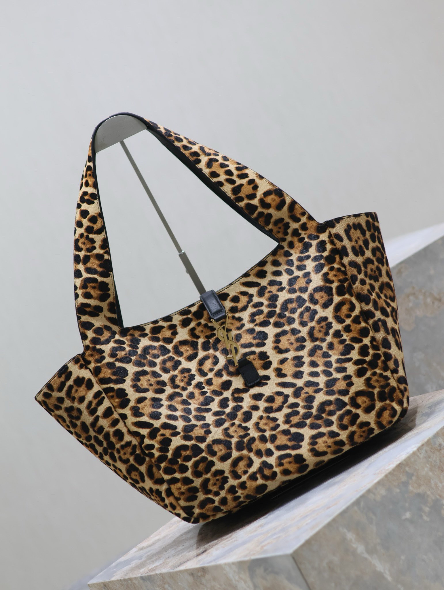Y51 LE 5 À 7 BEA 50×28×18cm