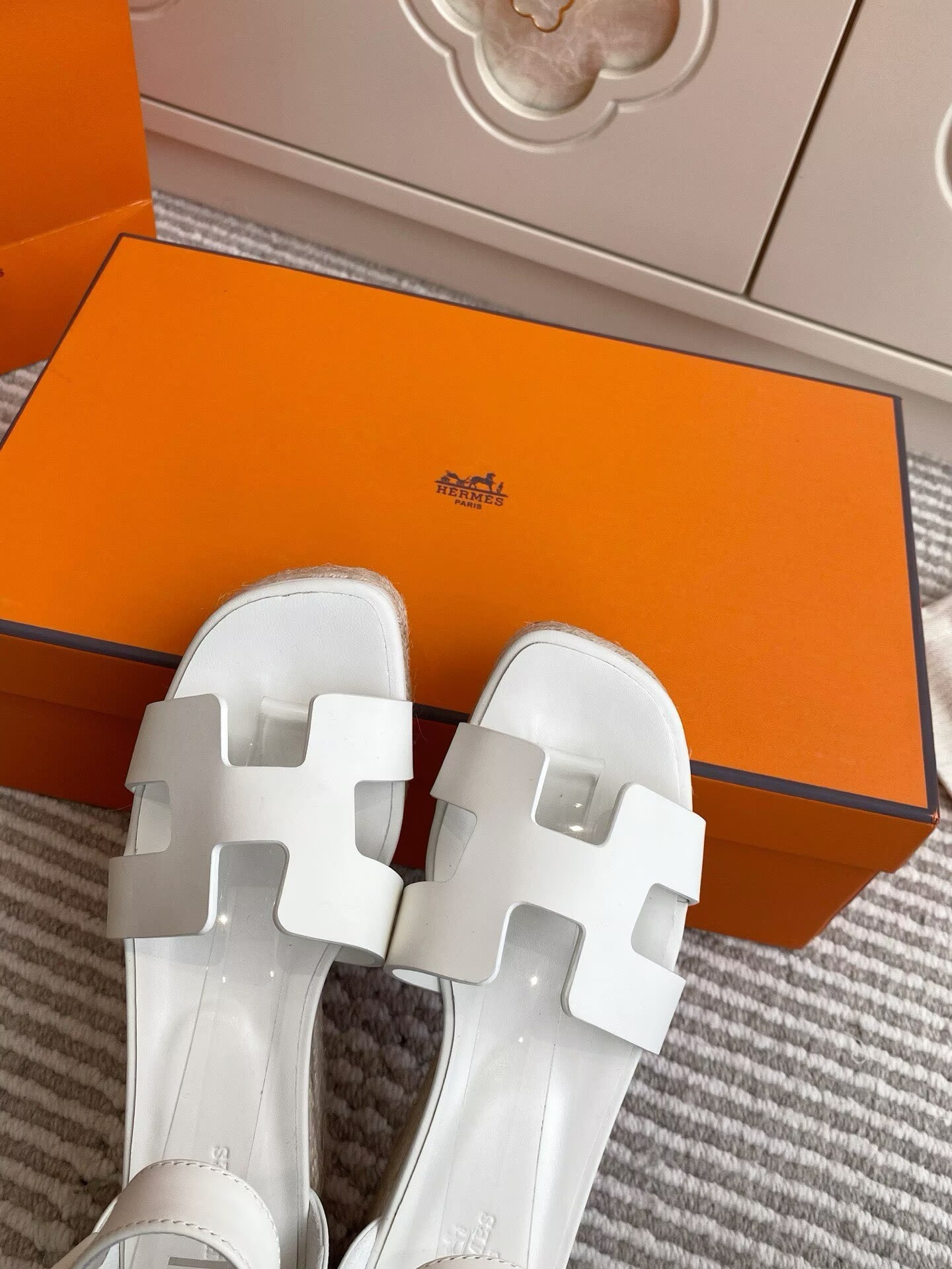 ua H**me5 elda spanish woven shoes