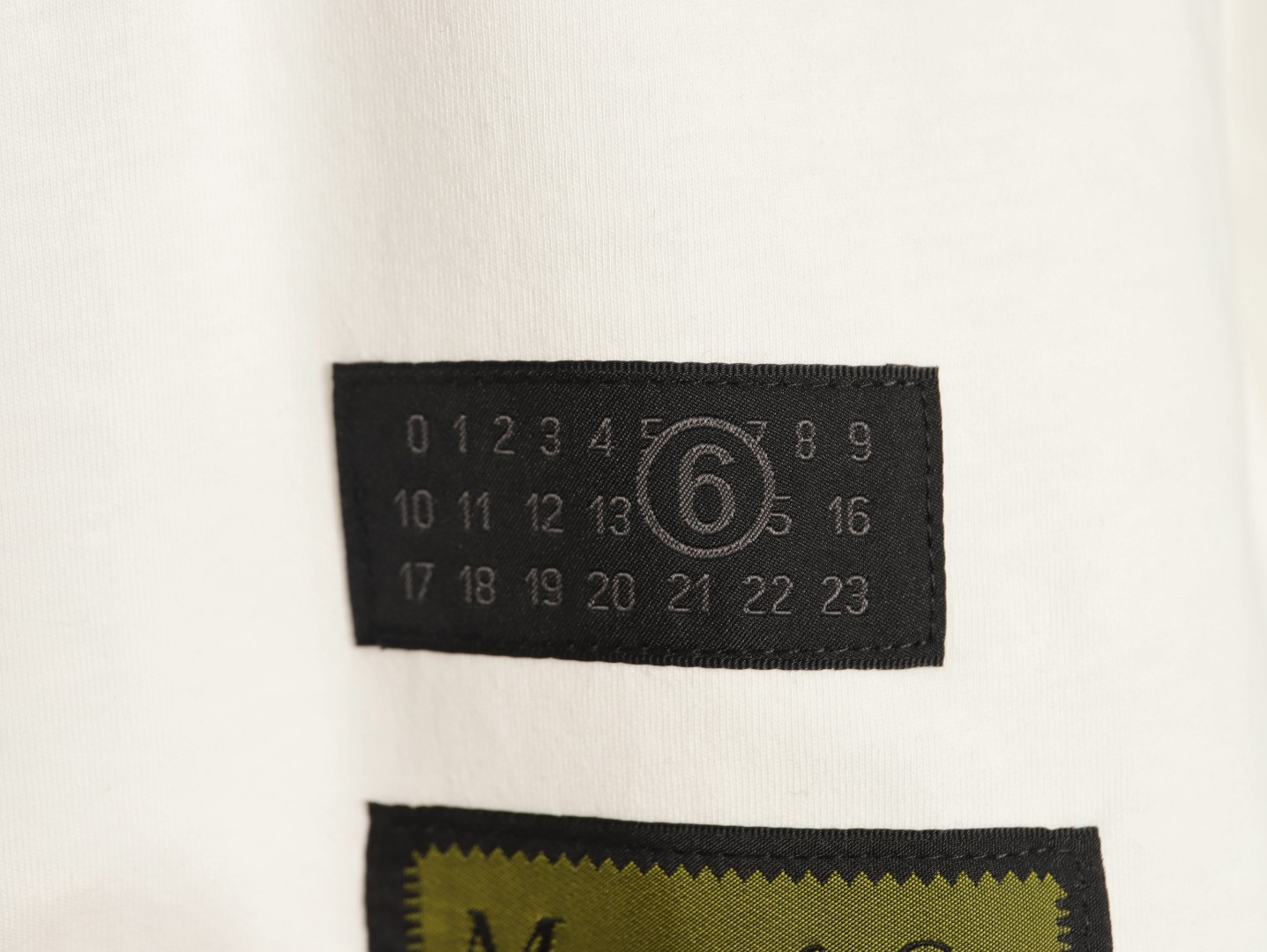 ma1s0n Marg*e1a mm6 short-sleeved t-shirt