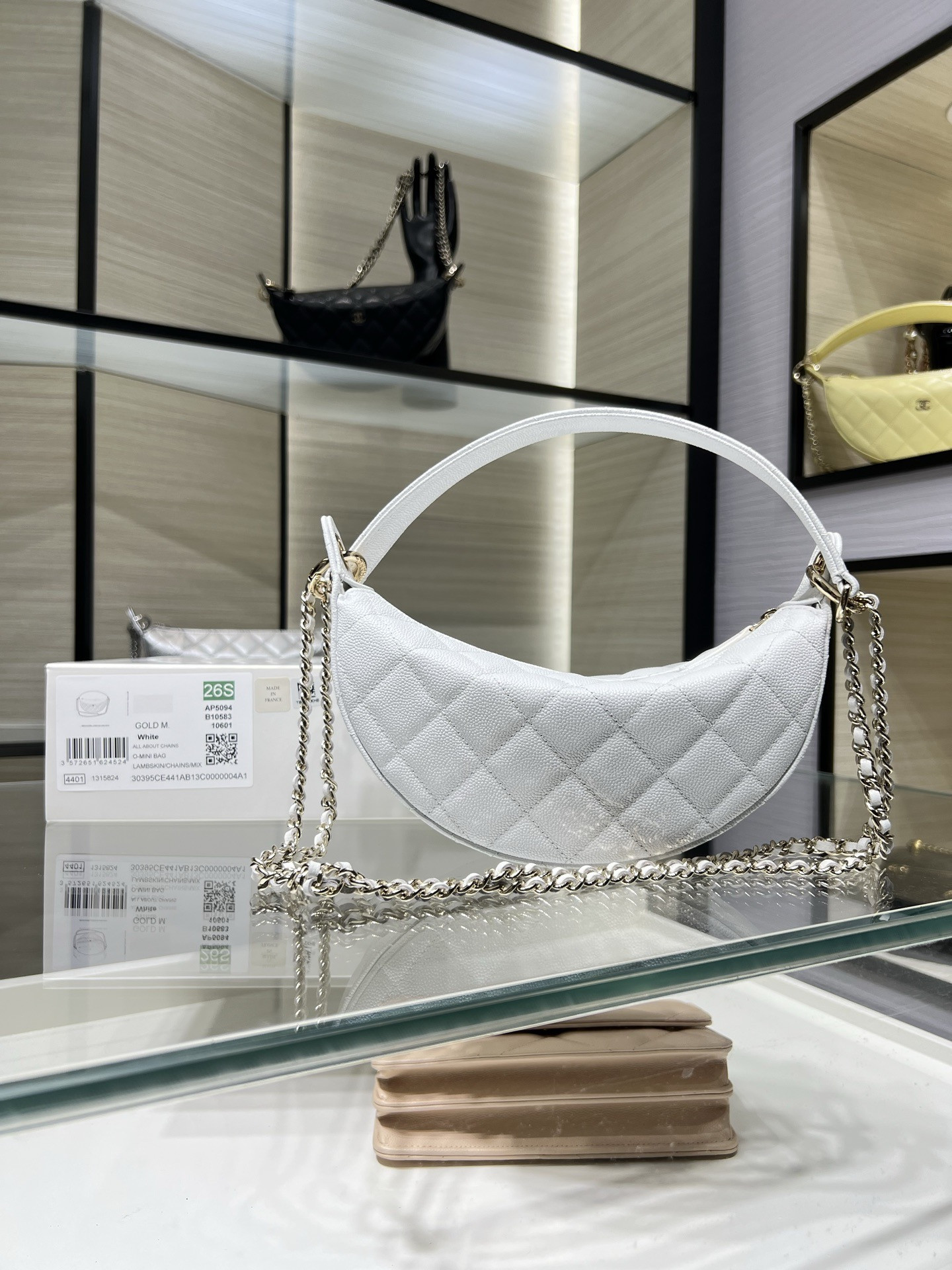 Ch**el clutch with chain light gold hardware ap5094 15x22x6cm