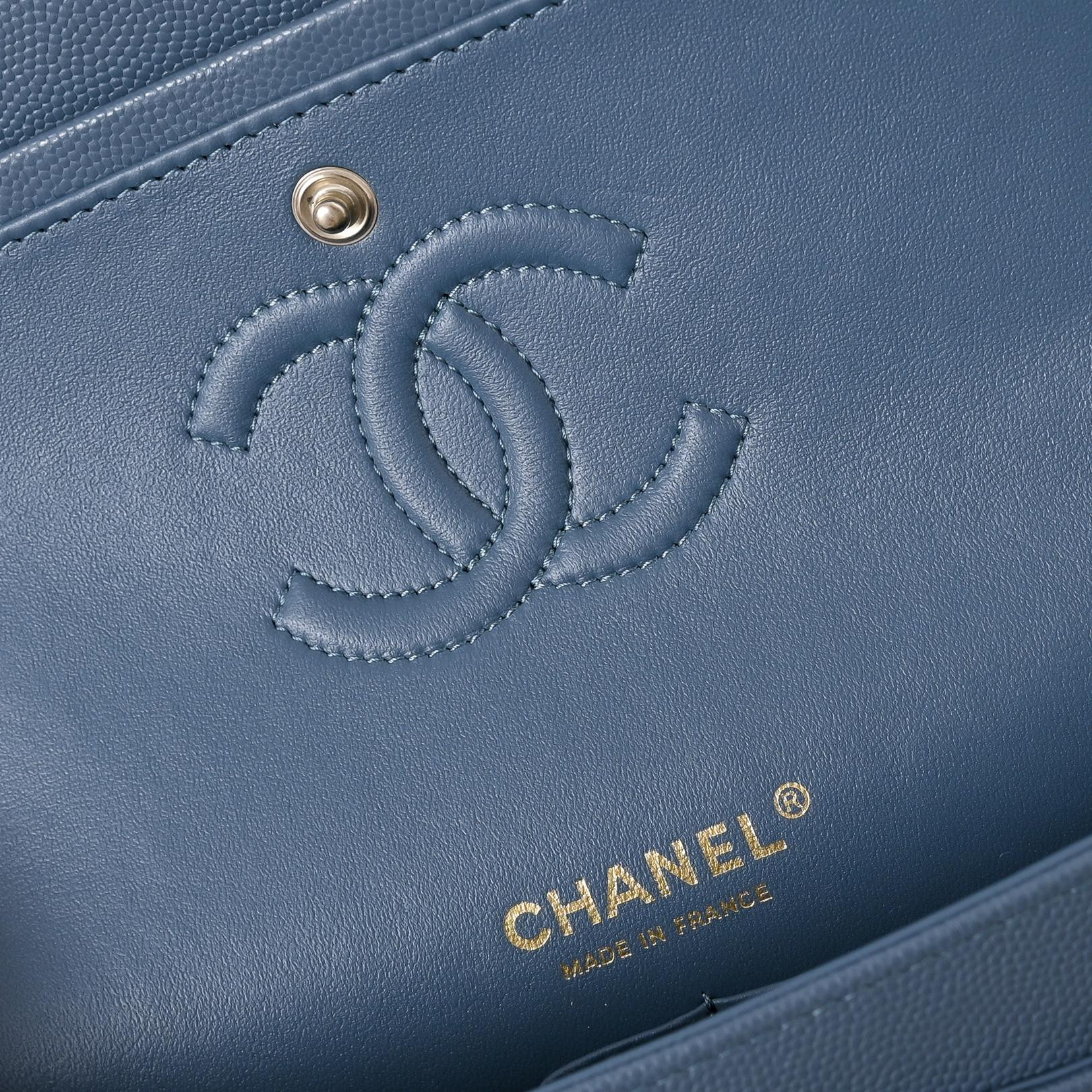 Ch**el classic flap handbag dusty blue with light gold hardware and caviar leather a01113 23x14.5x6cm