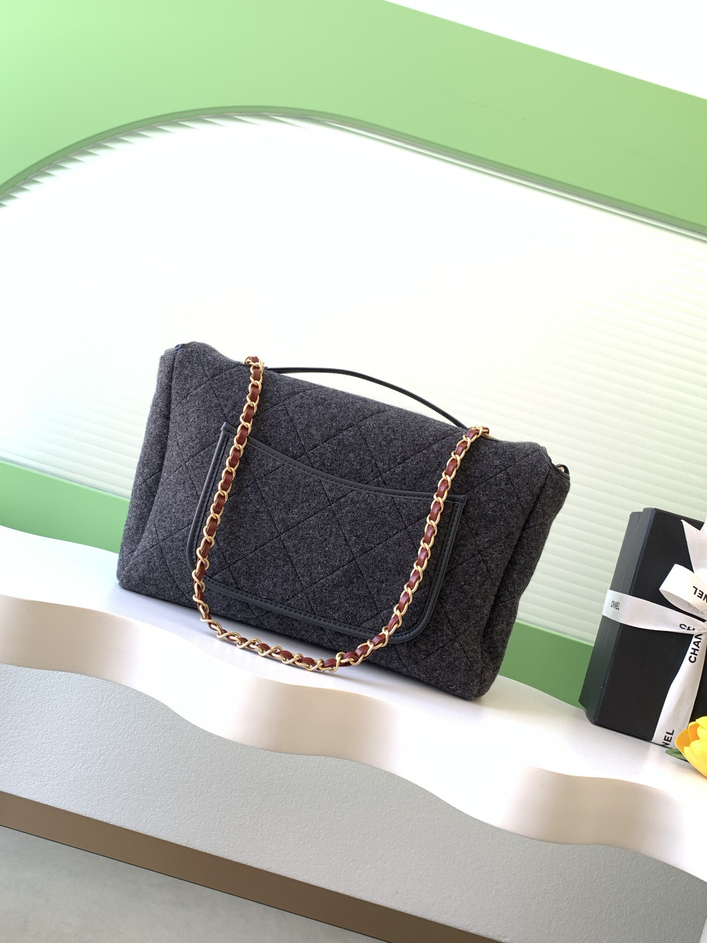 Ch**el flap bag with top handle 23x32x10cm