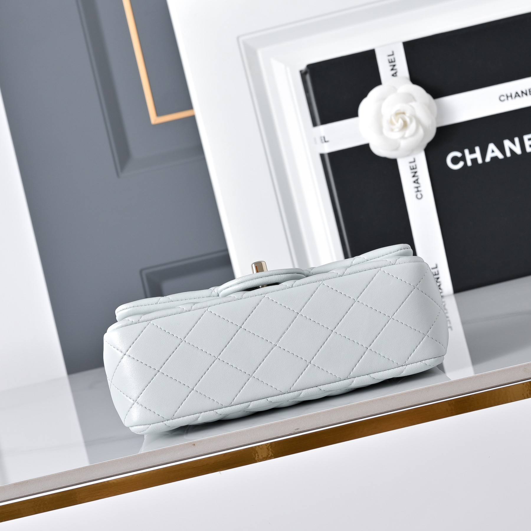 Ch**el mini flap bag 20x12x6.5cm