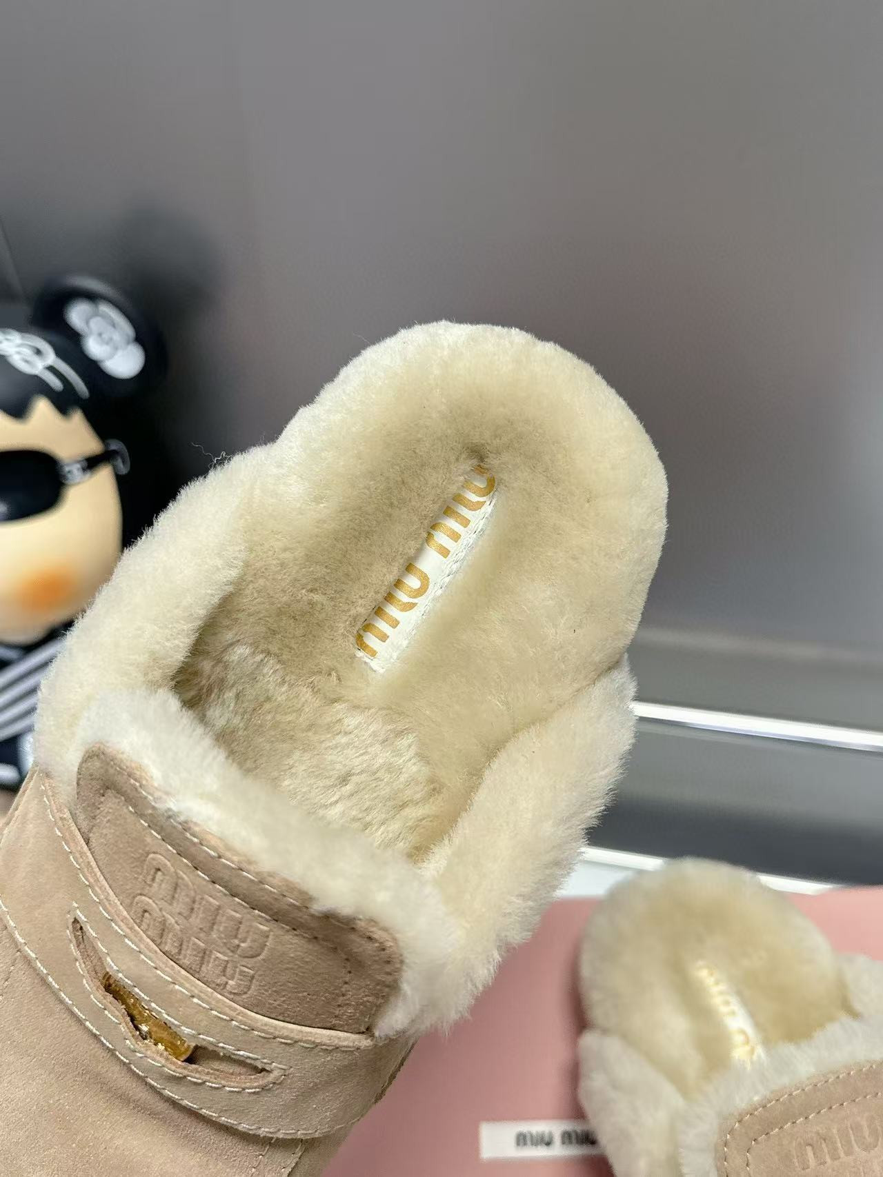 ua M1v M1v slides