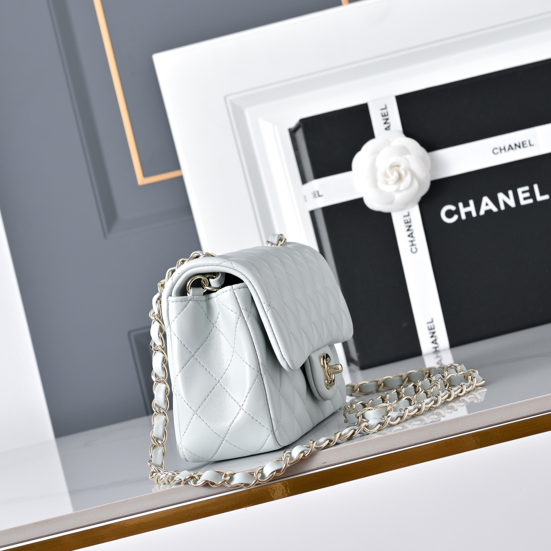 Ch**el mini flap bag 20x12x6.5cm