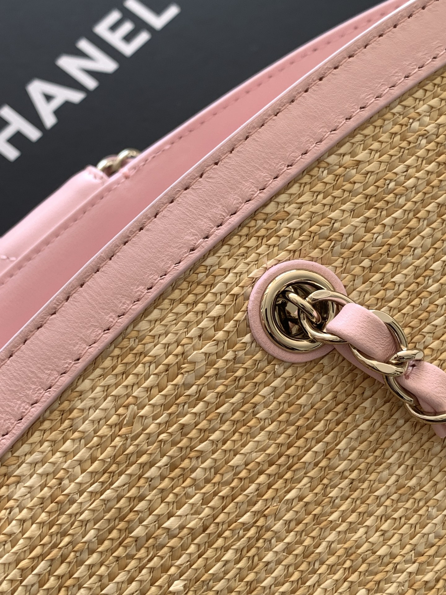 Ch**el Shopping Bag 18x41x13cm