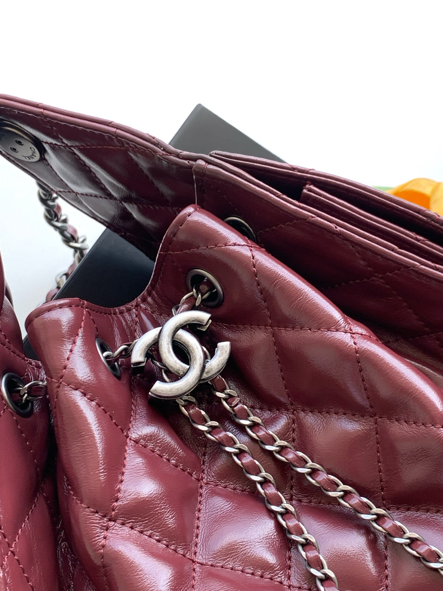 Ch**el 25c bucket bag 26x30x14cm