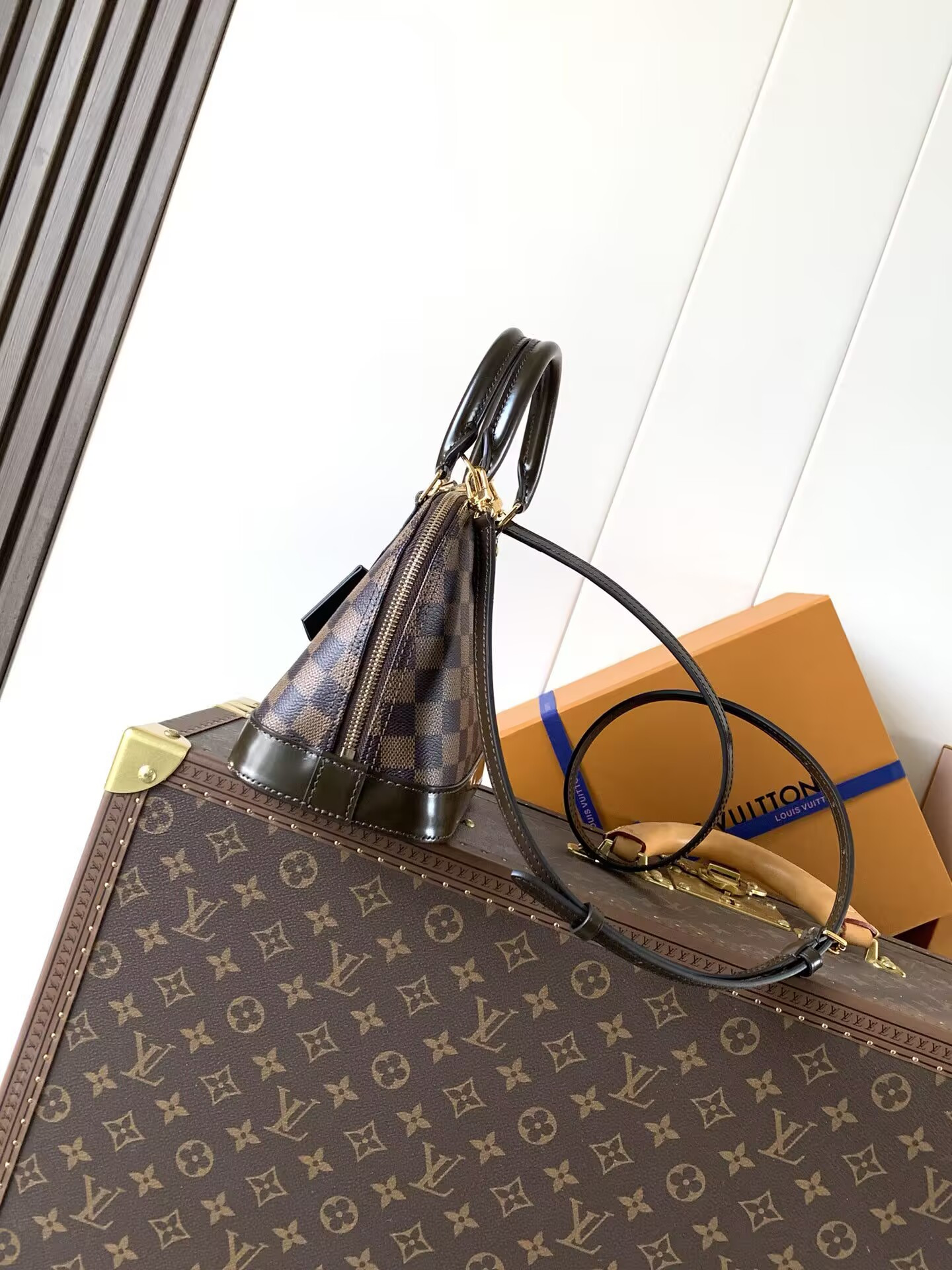 LV Alma BB N40606 23.5x17.5x11.5cm